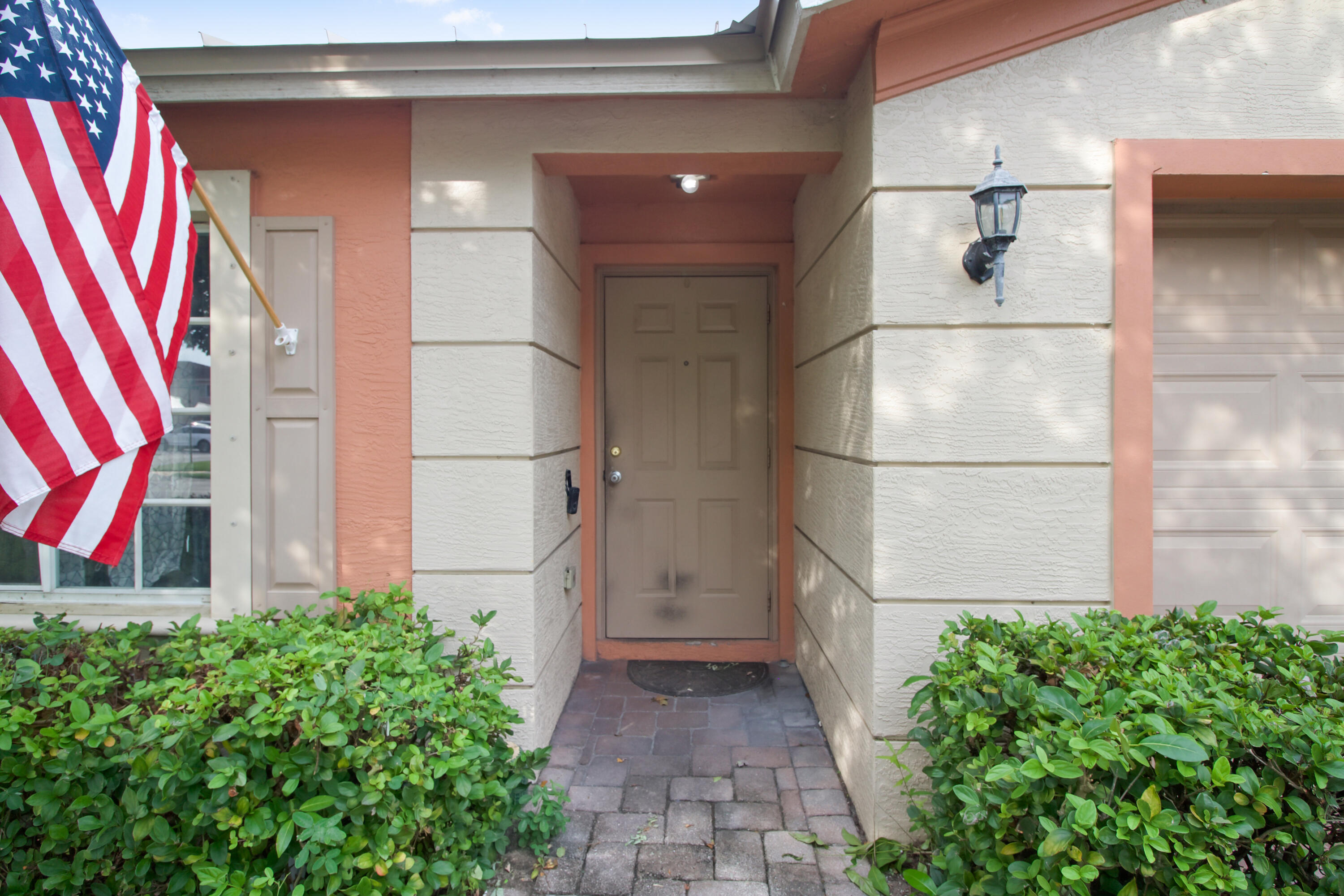 5495 Se Graham Drive Property Photo 1