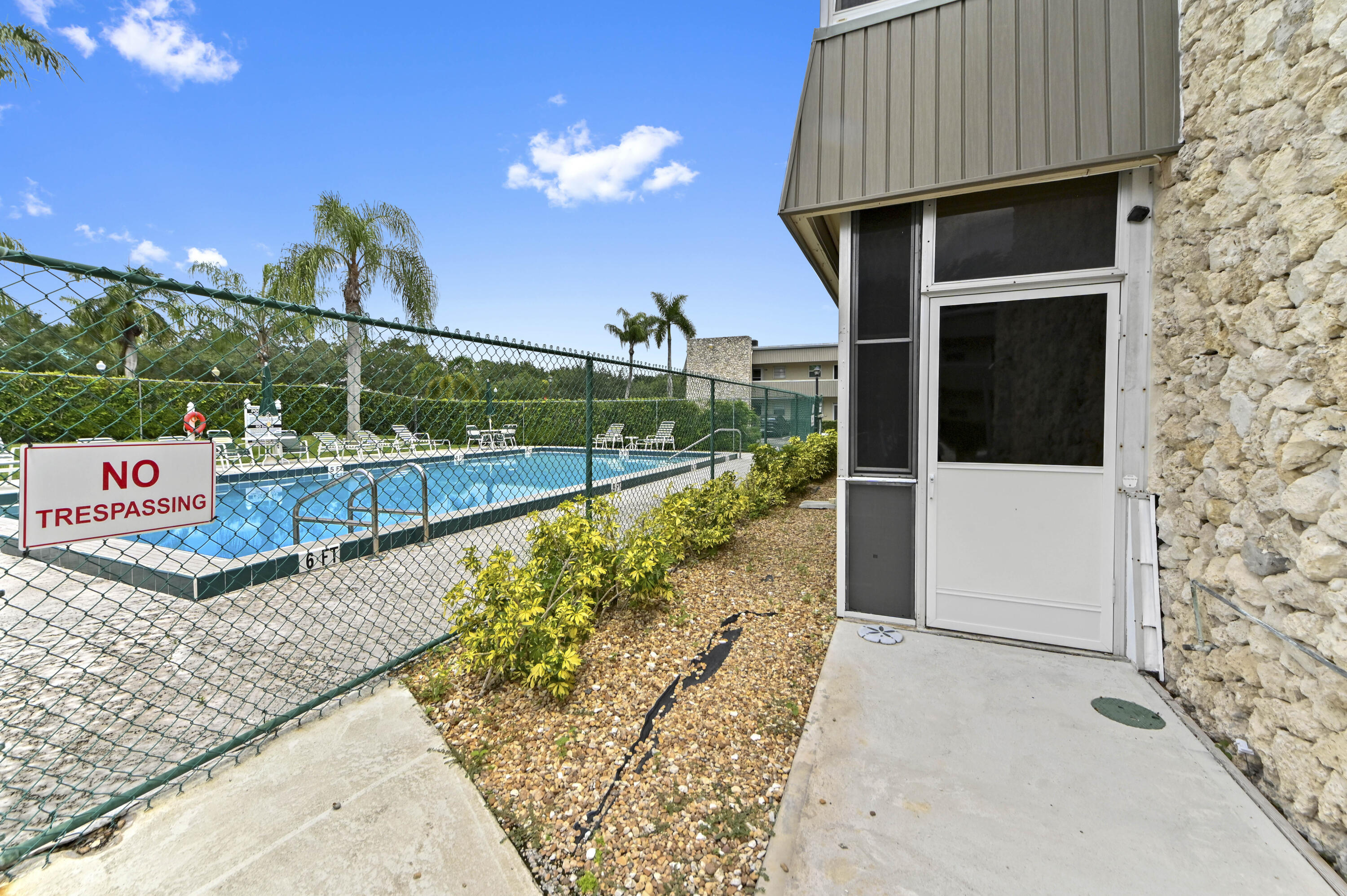 126 Sparrow Drive 22a Property Photo 21