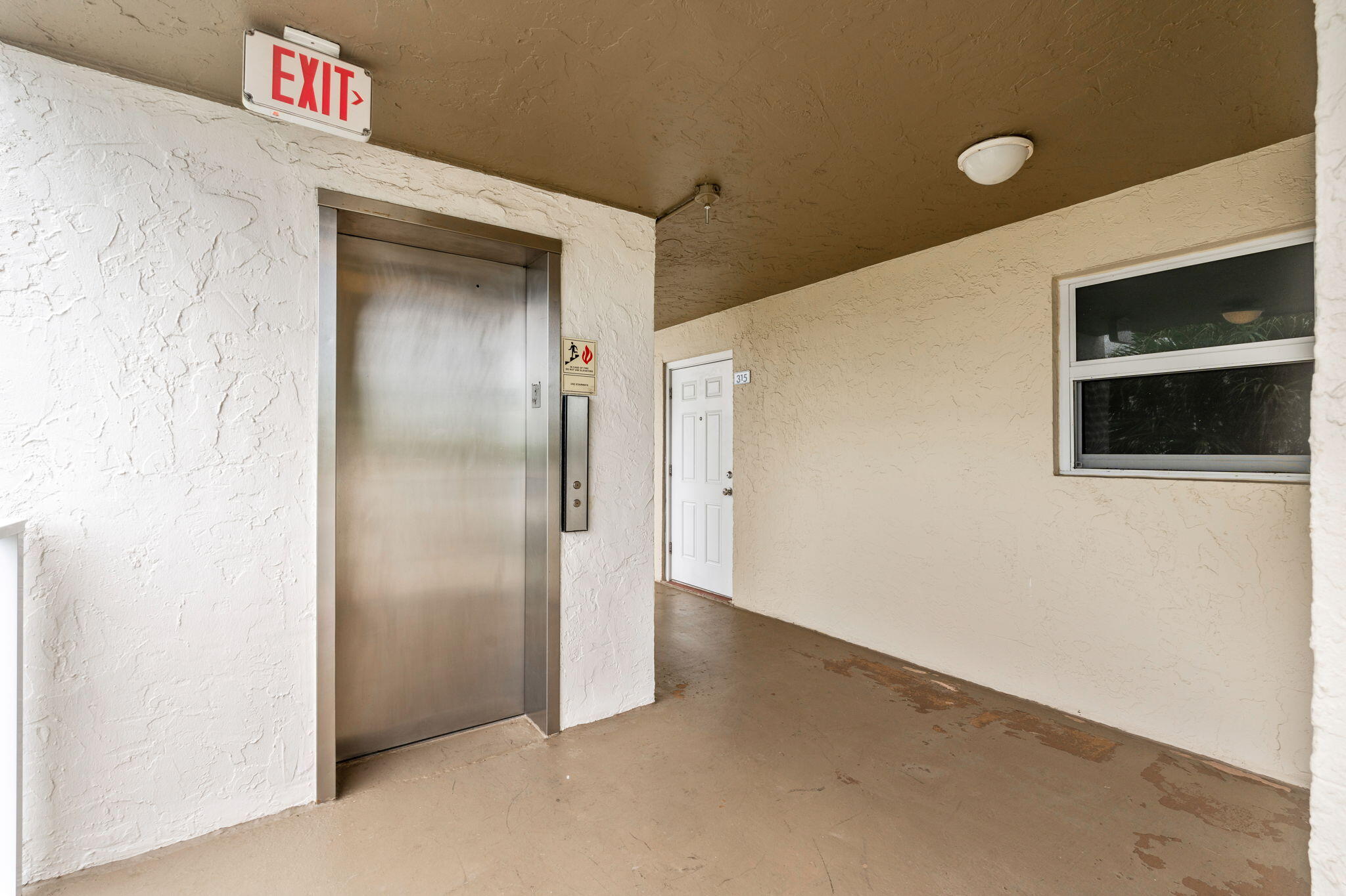 2929 S Ocean 3150 Property Photo 2