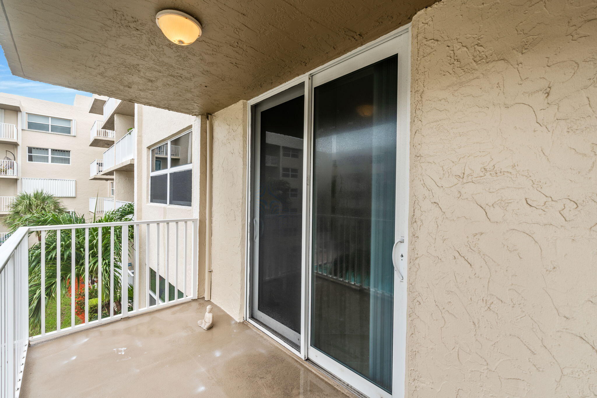 2929 S Ocean 3150 Property Photo 23
