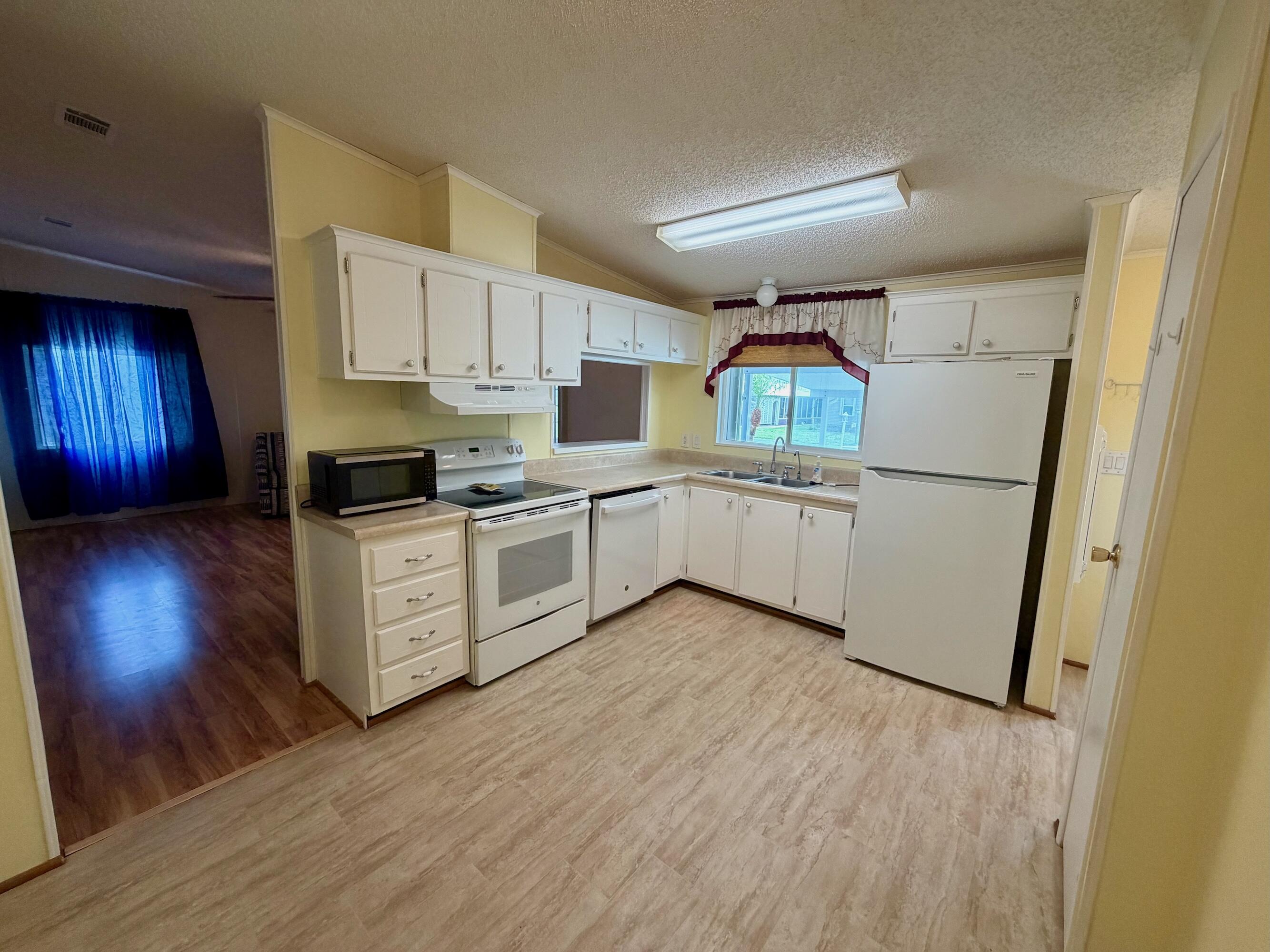 1515 Sw 35th Circle Property Photo 16