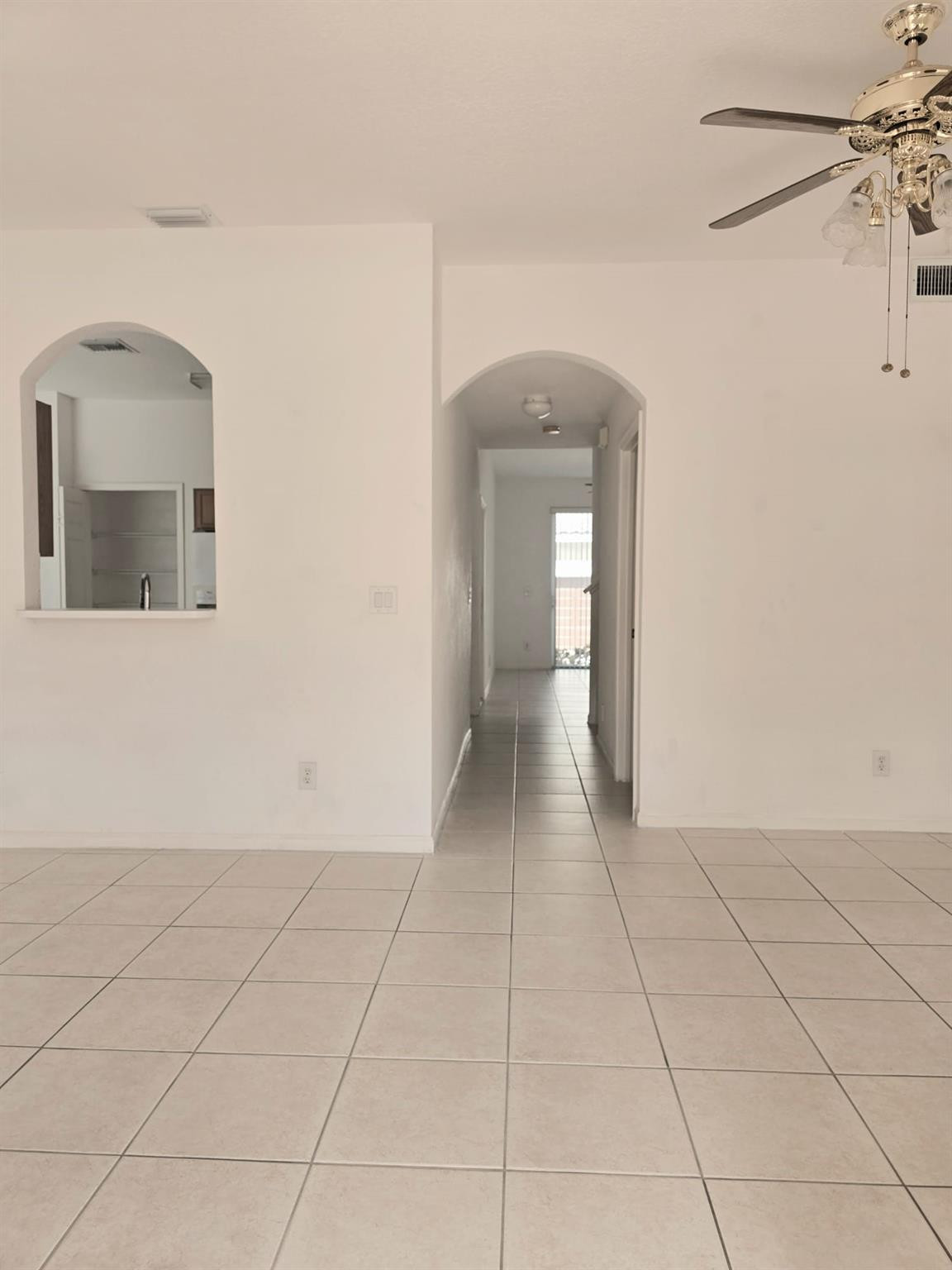 10589 Nw 56th Place Property Photo 5