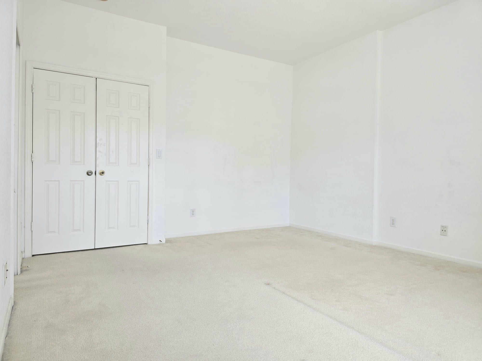 10589 Nw 56th Place Property Photo 34