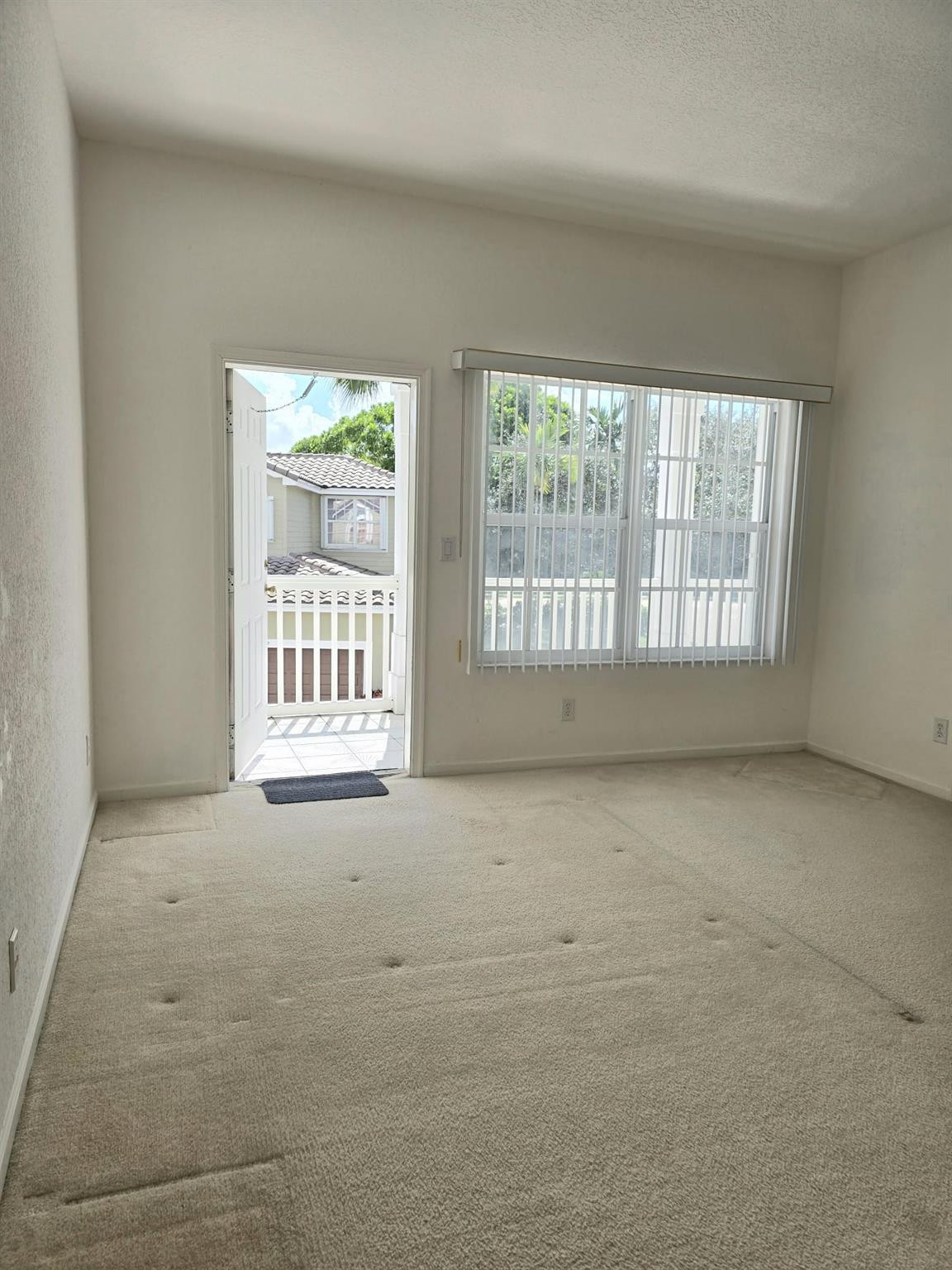 10589 Nw 56th Place Property Photo 37