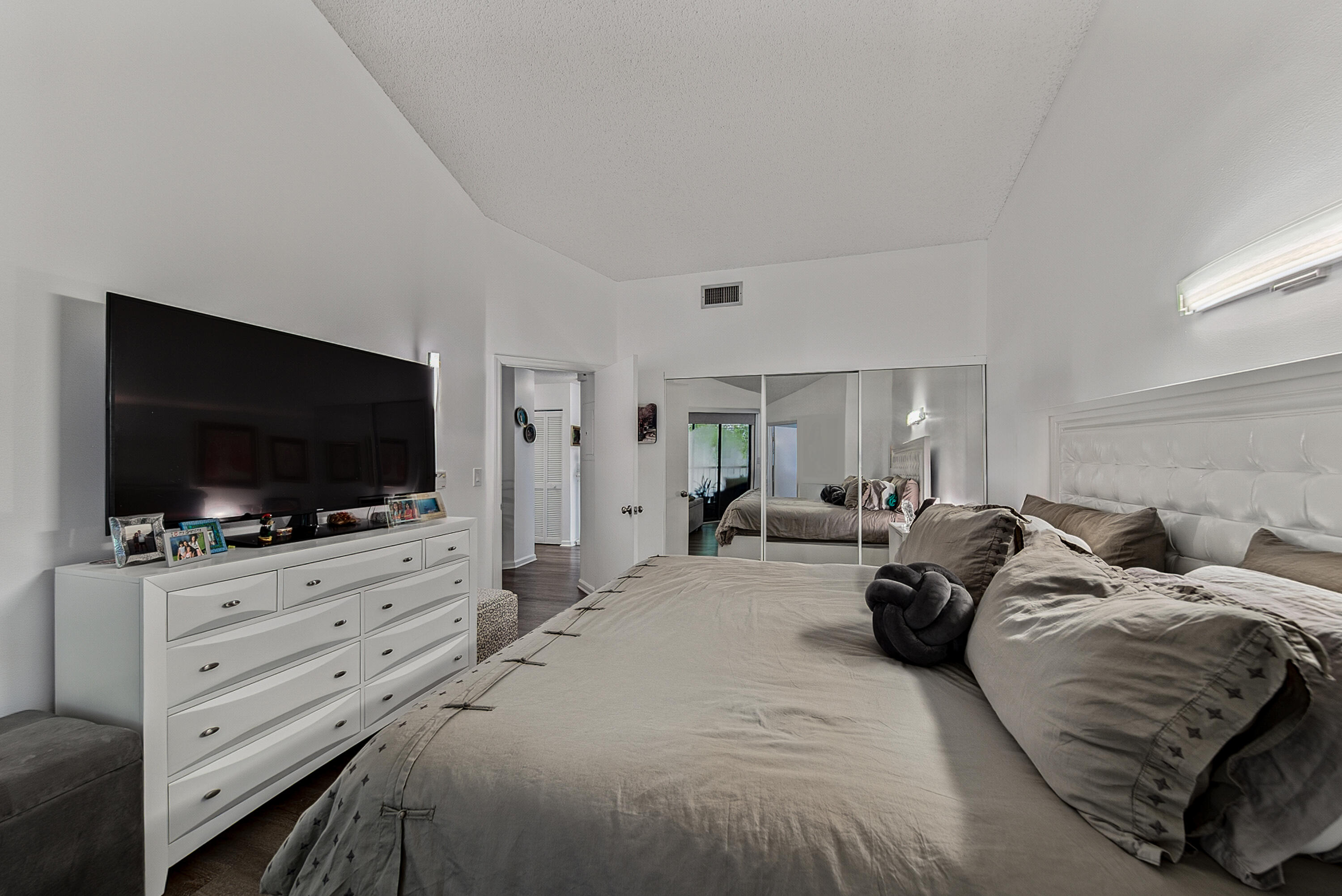 6674 Montego Bay Boulevard D Property Photo 16