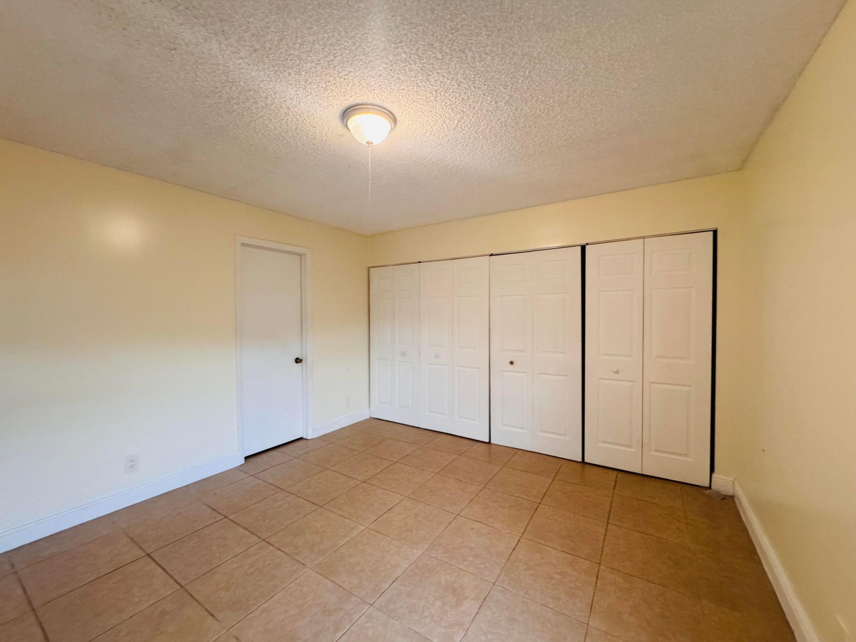 7 Crossings Circle G Property Photo 5