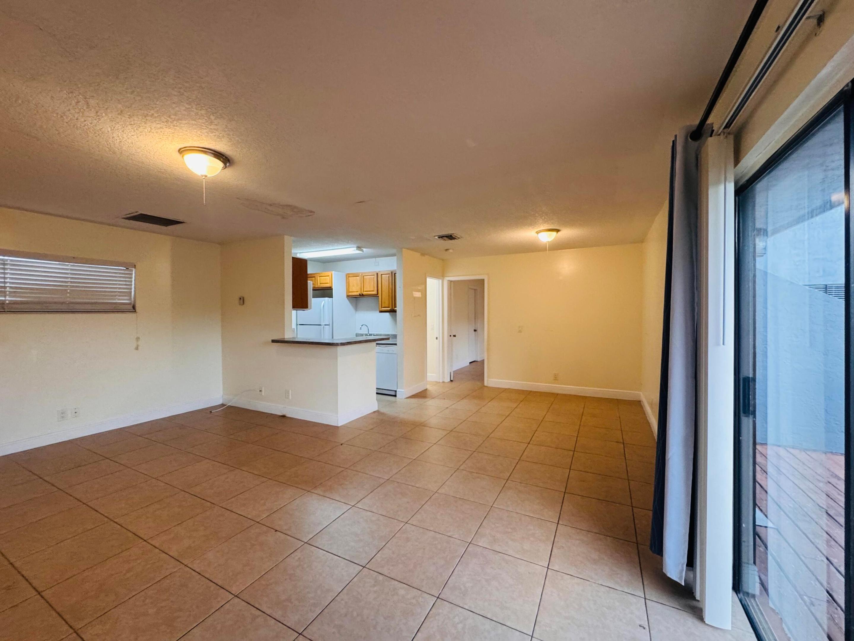 7 Crossings Circle G Property Photo 6