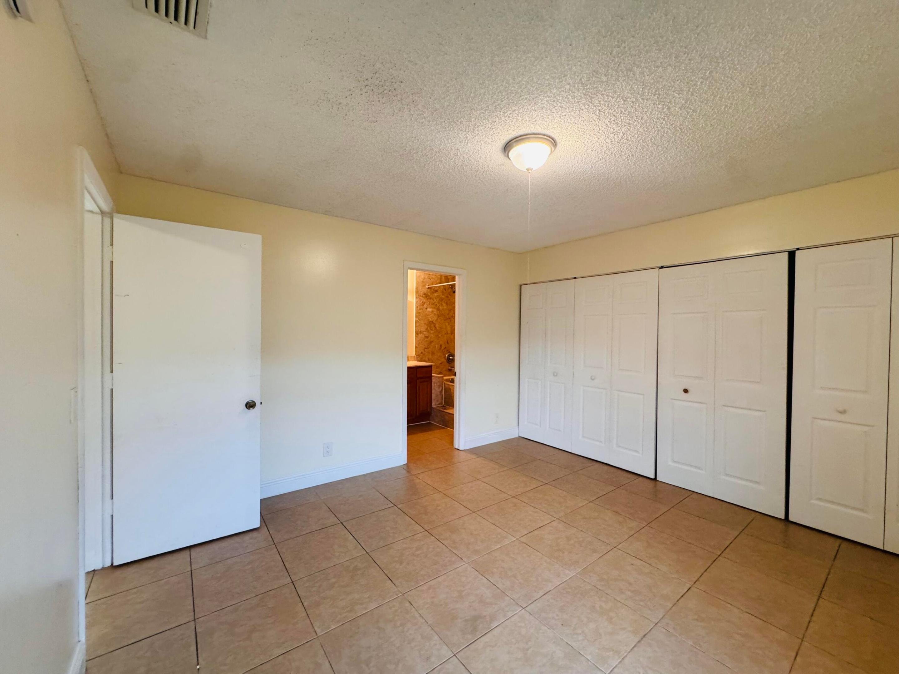 7 Crossings Circle G Property Photo 14
