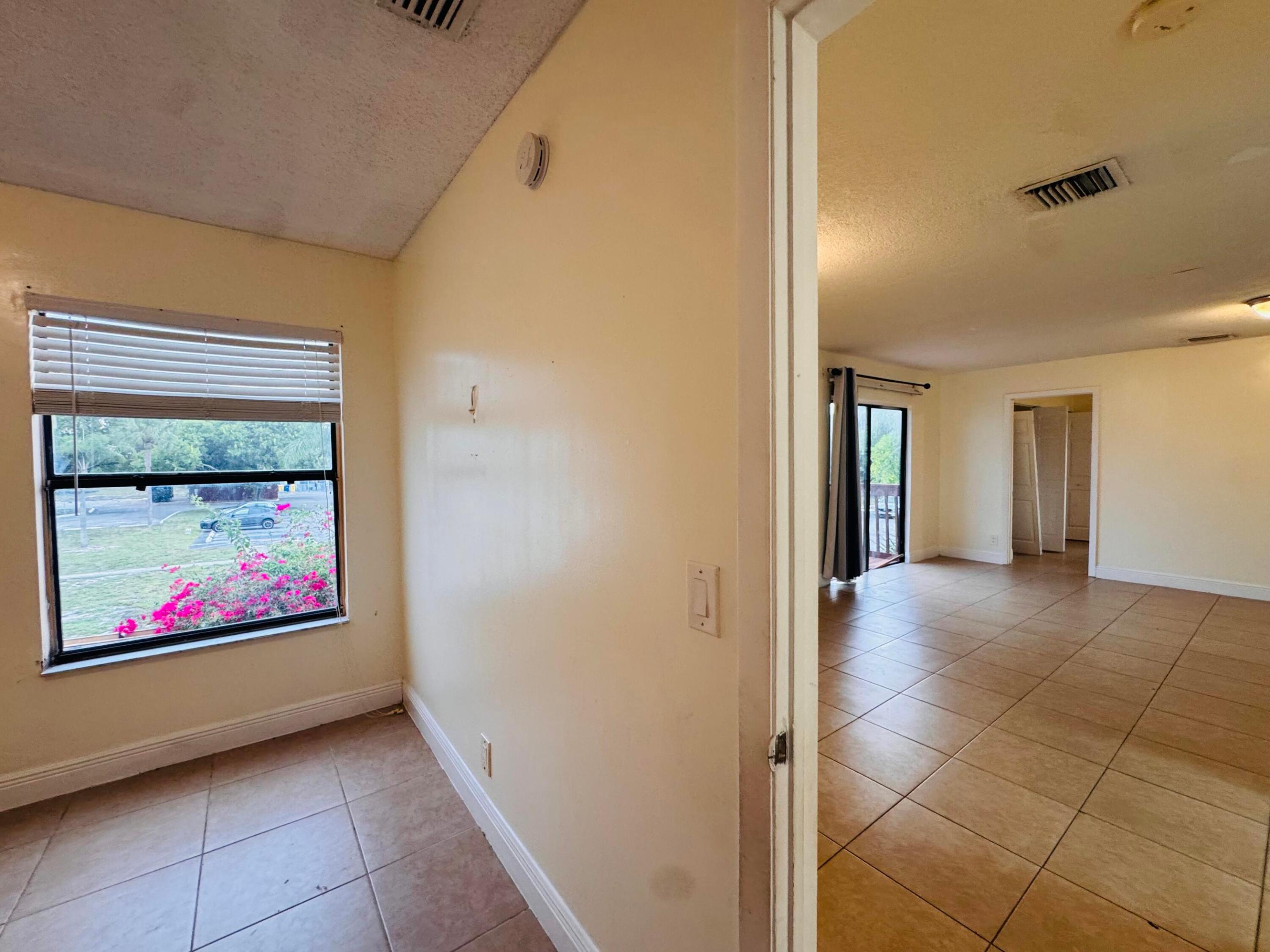 7 Crossings Circle G Property Photo 15