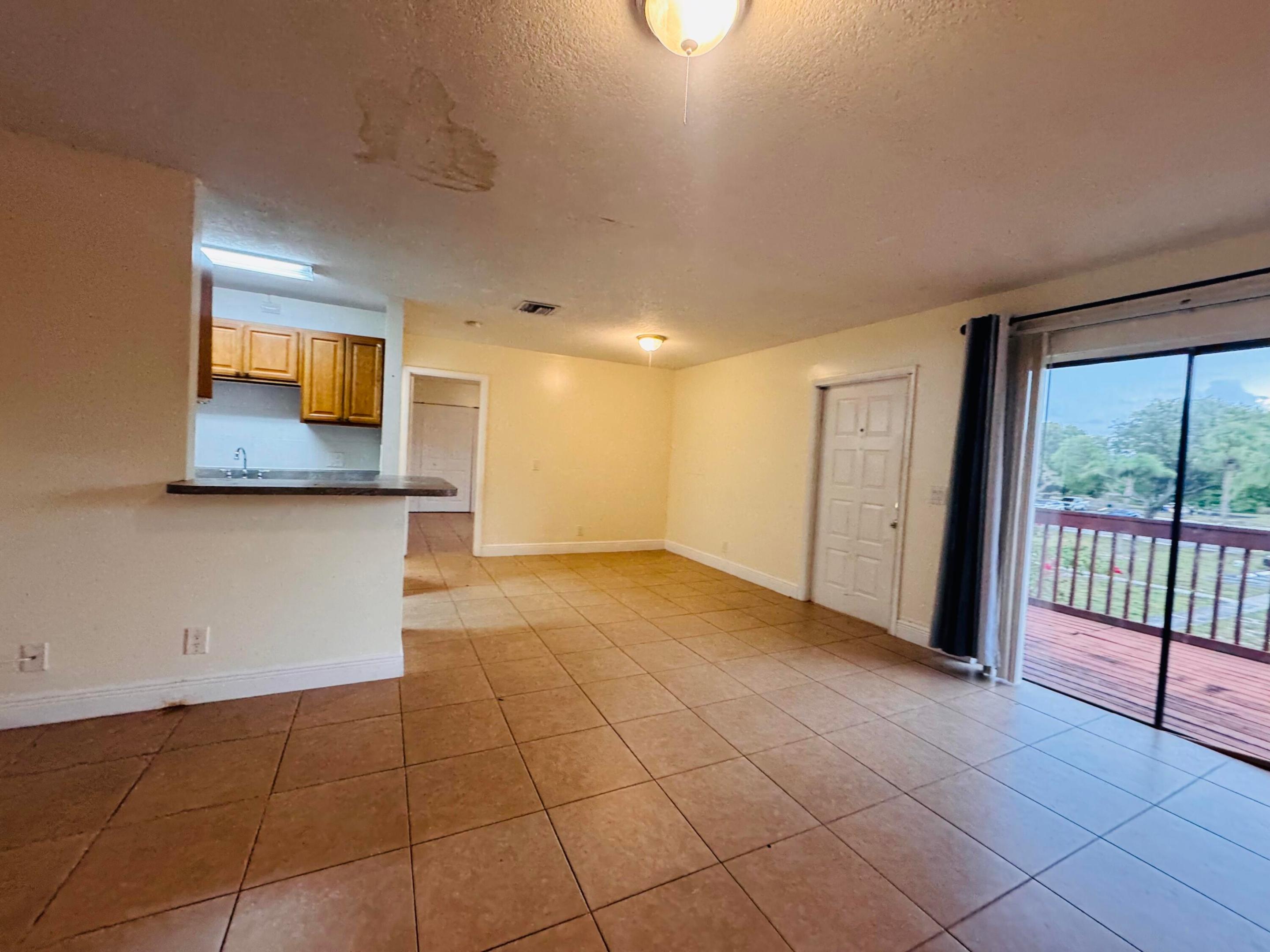 7 Crossings Circle G Property Photo 18