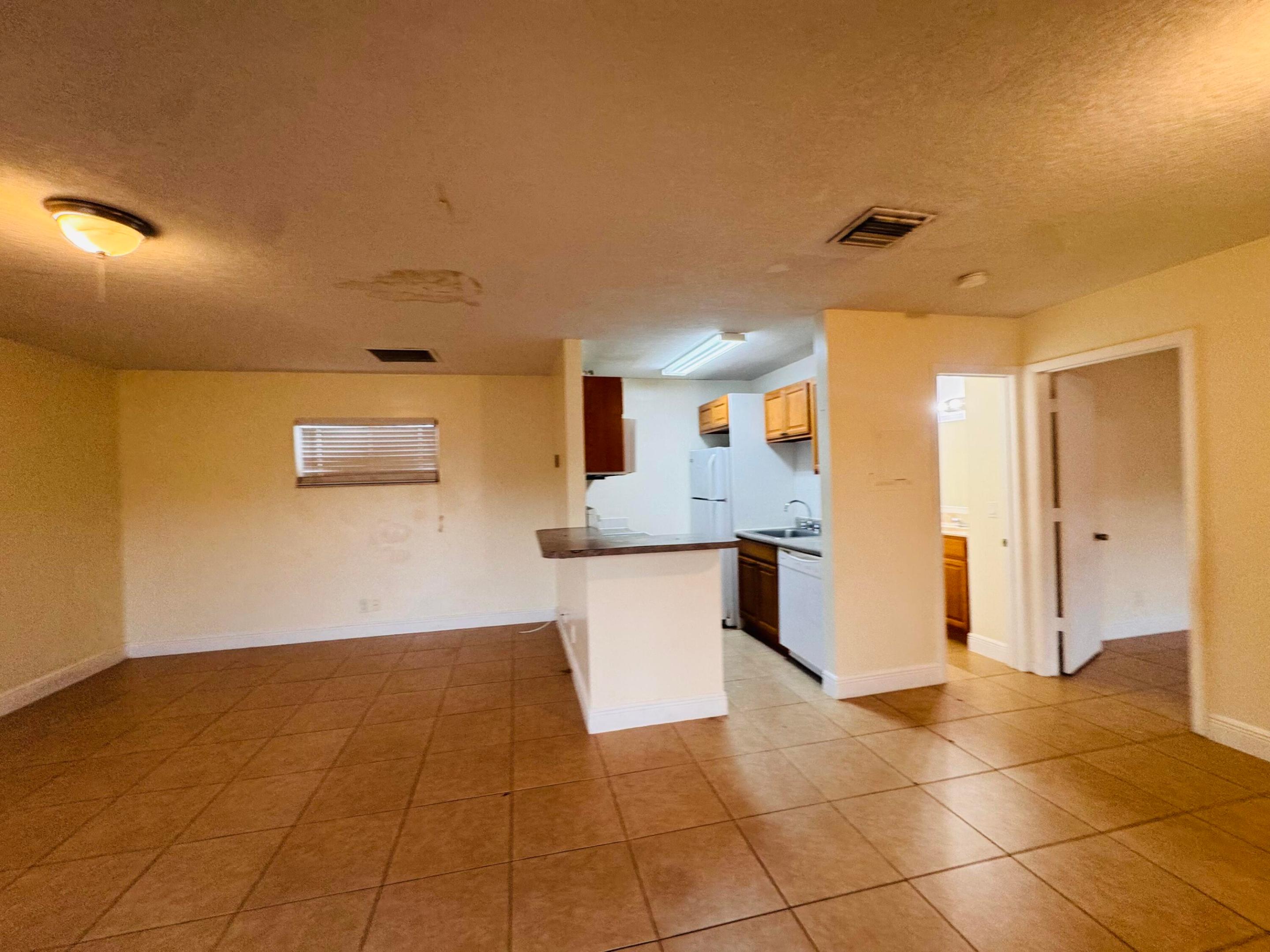 7 Crossings Circle G Property Photo 19