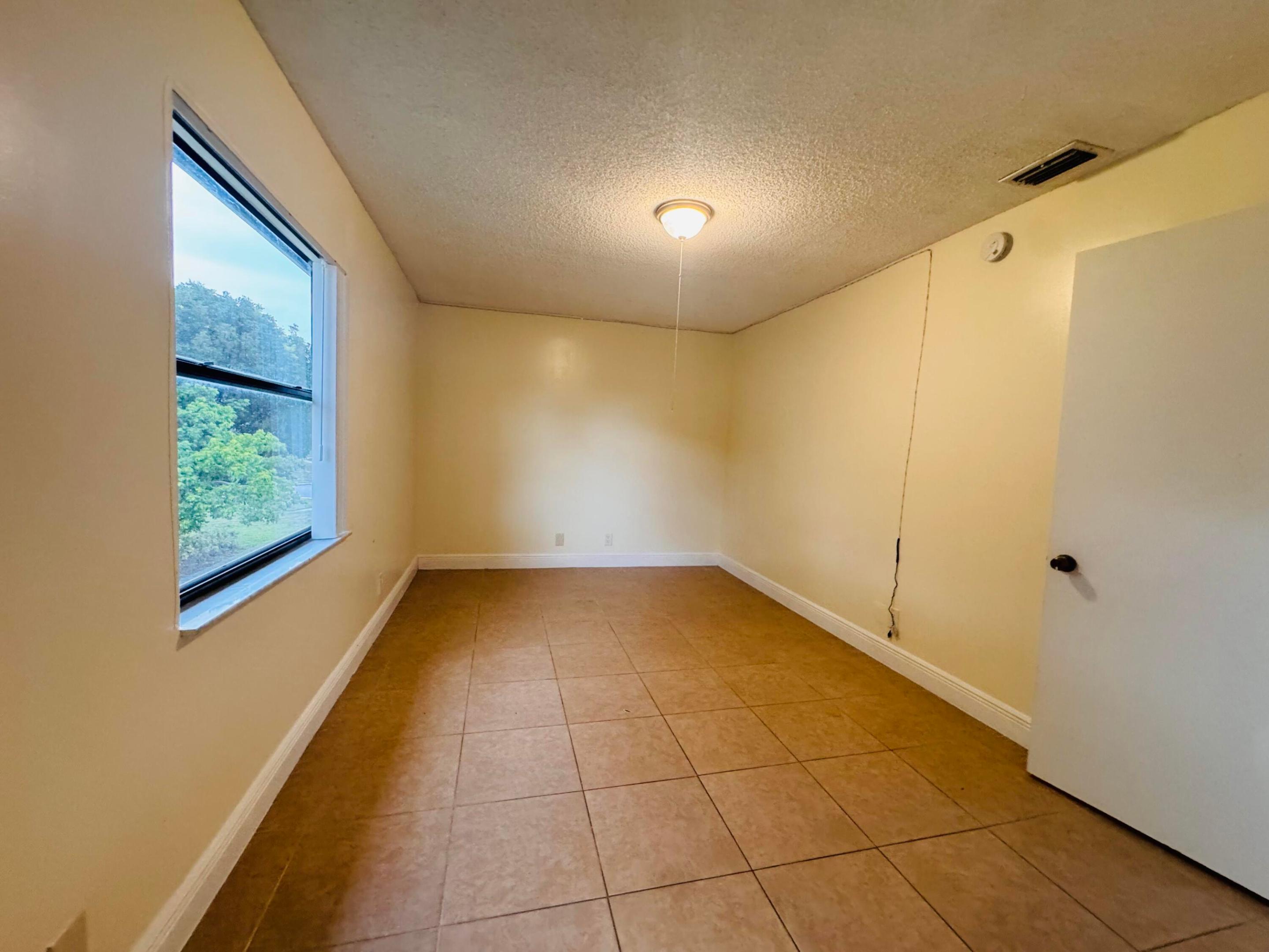 7 Crossings Circle G Property Photo 38