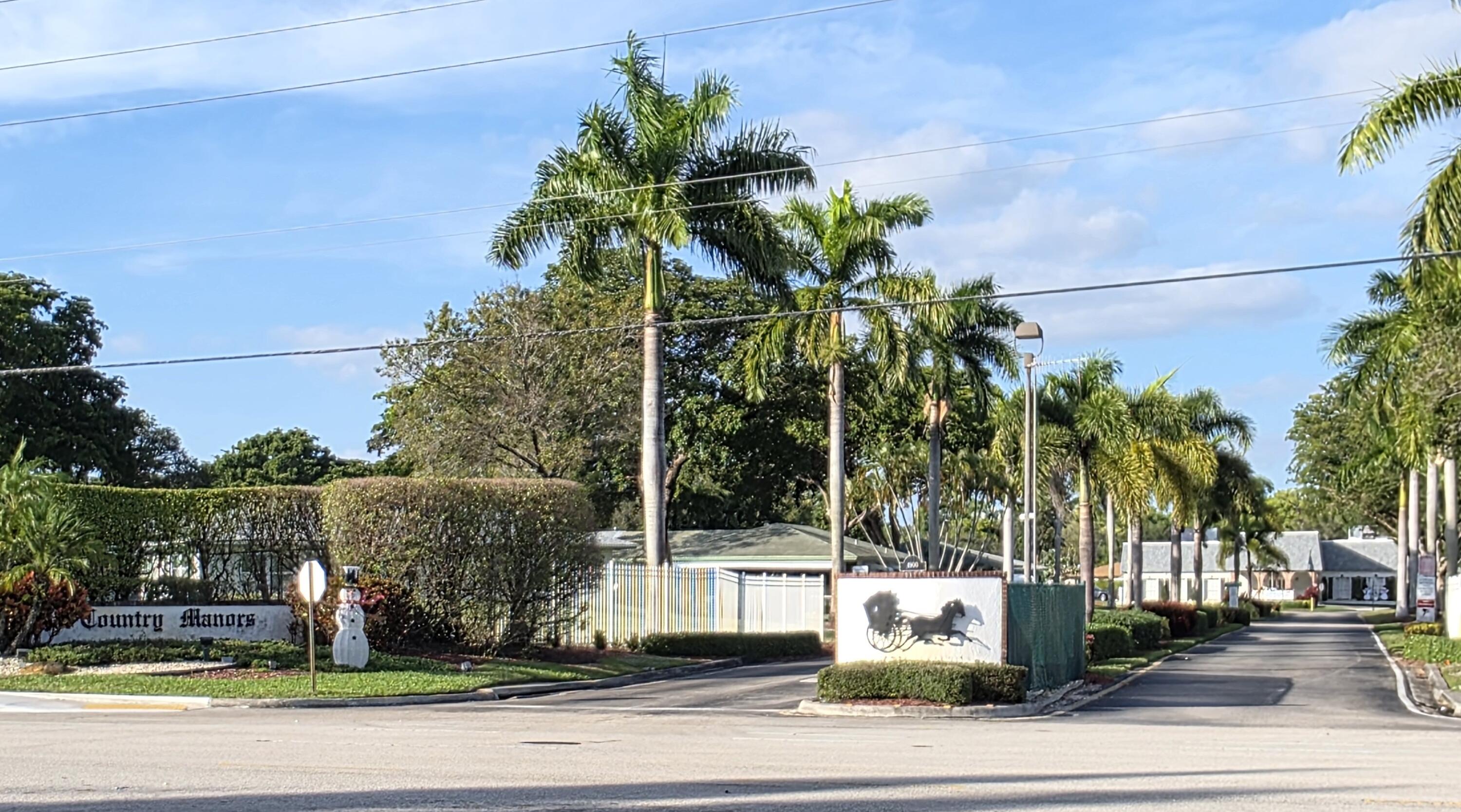 718 Whippoorwill Lane Property Photo 1