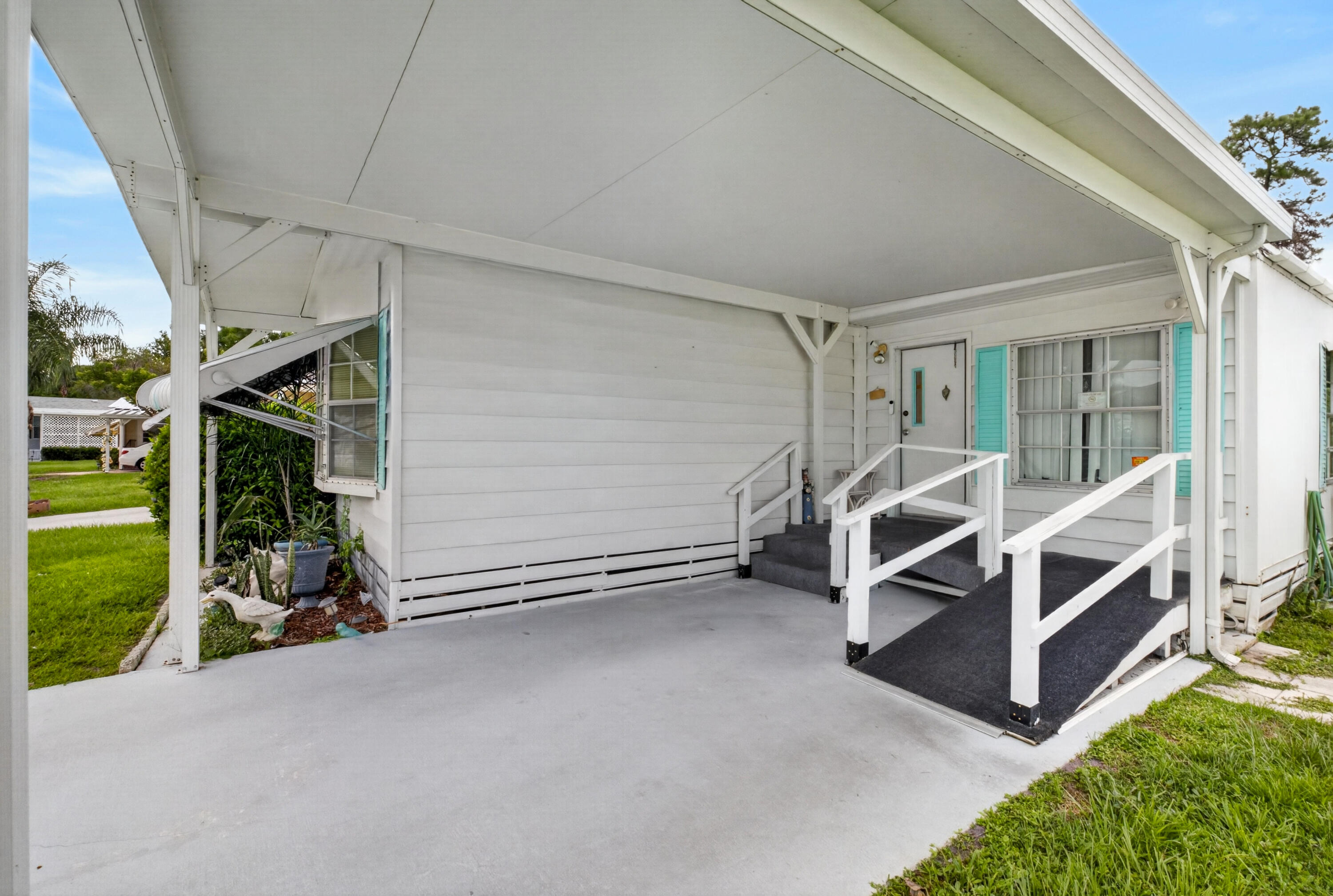 40 Montilla Way Property Photo 3