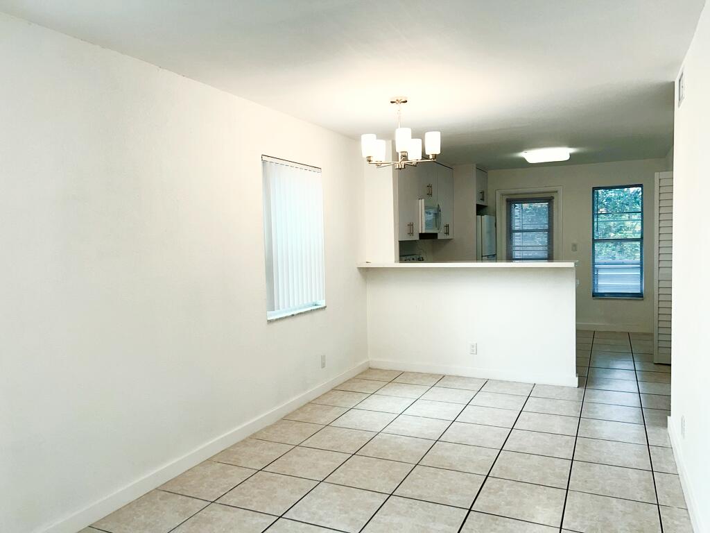 3777 Nw 78th Avenue 46e Property Photo 7