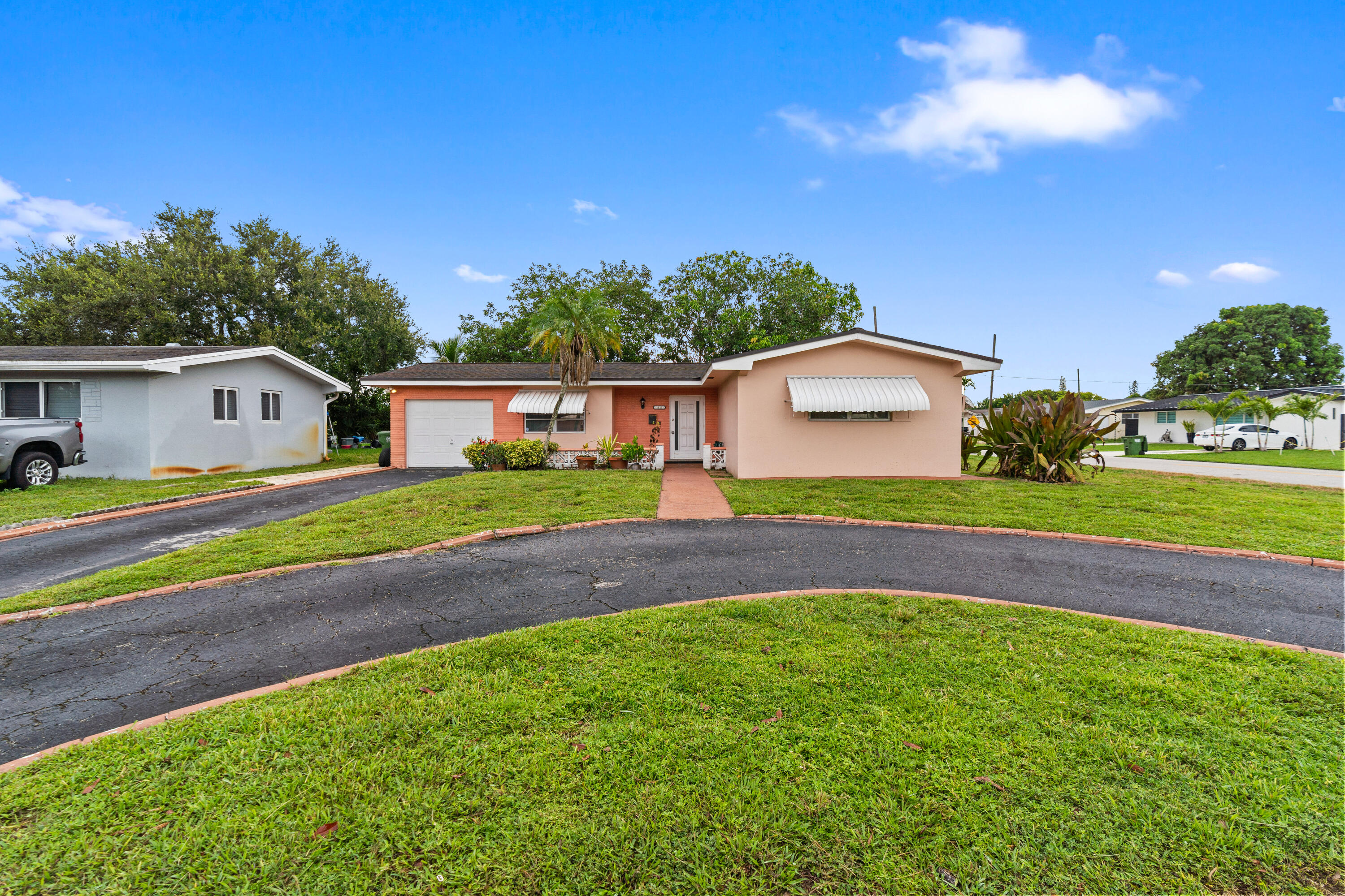 1111 Nw 85th Way Property Photo 1