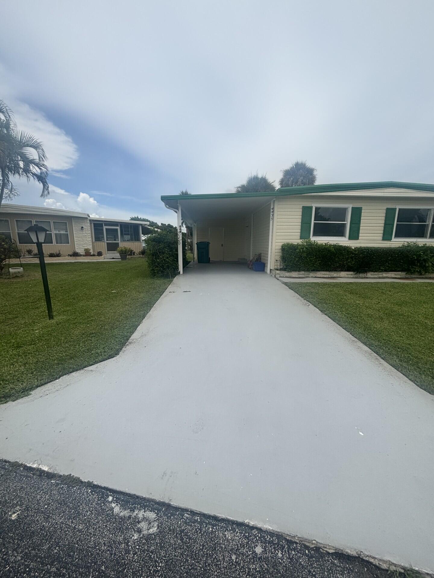 4435 Round Table Court Property Photo 6