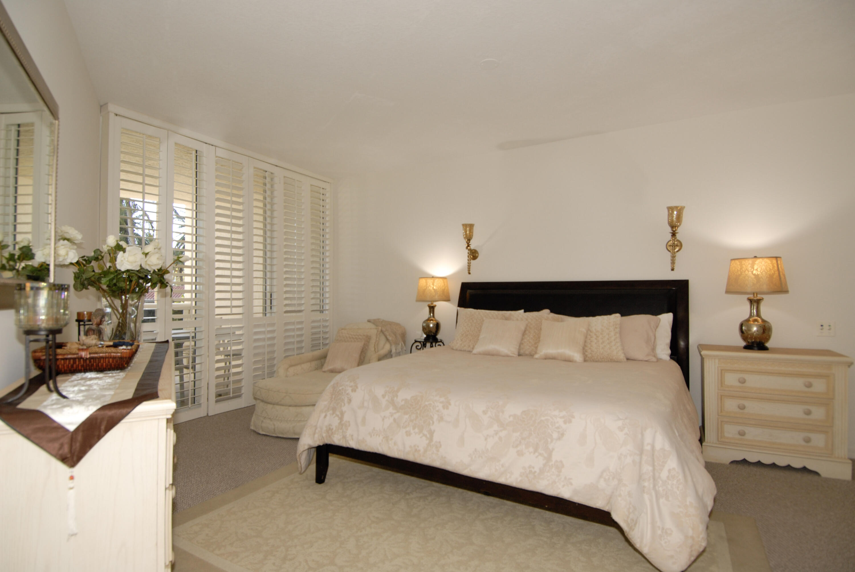 3200 N Ocean Boulevard 406 Property Photo 19