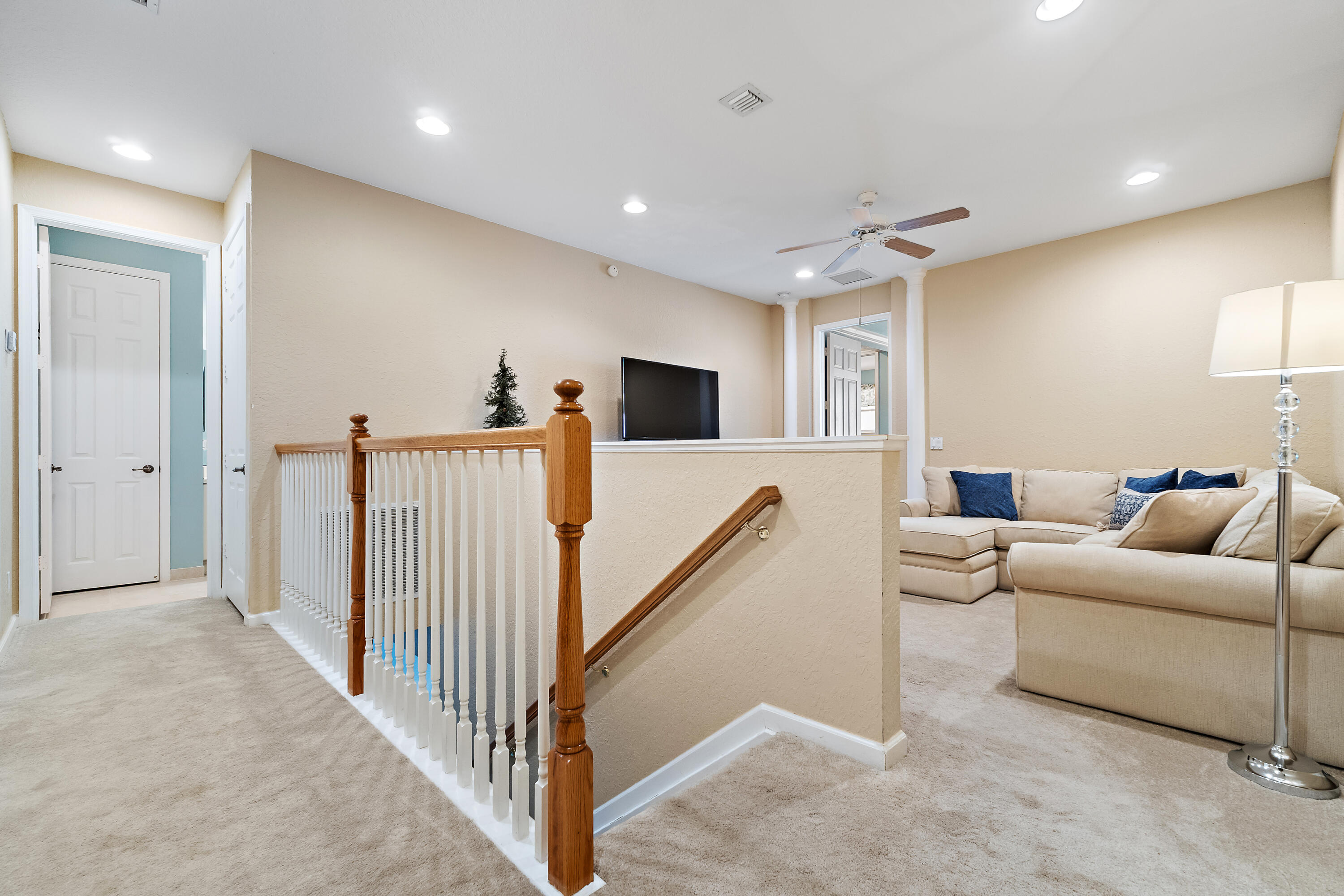2170 Sw Cape Cod Drive Property Photo 15