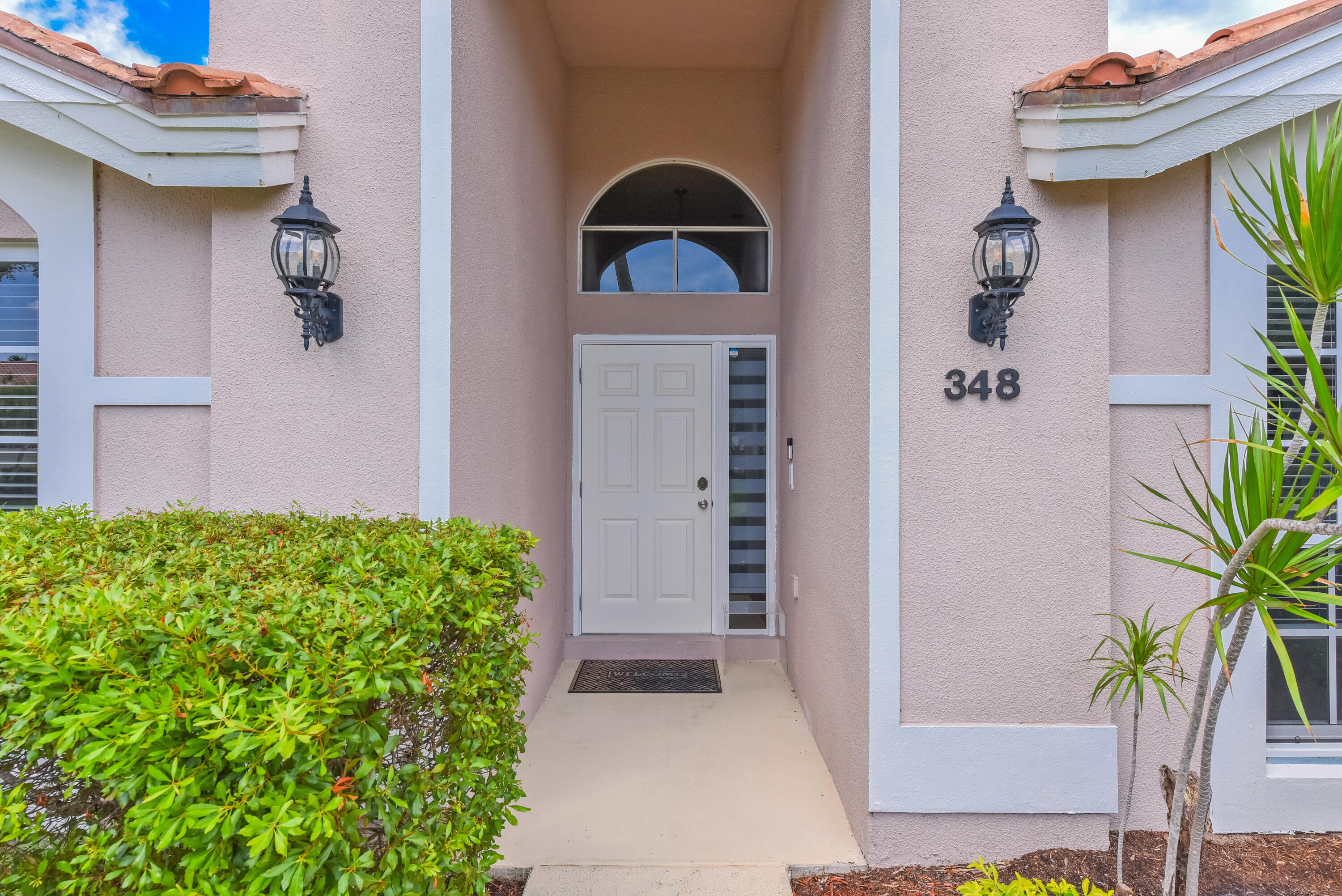 348 Eagleton Golf Drive Property Photo 2