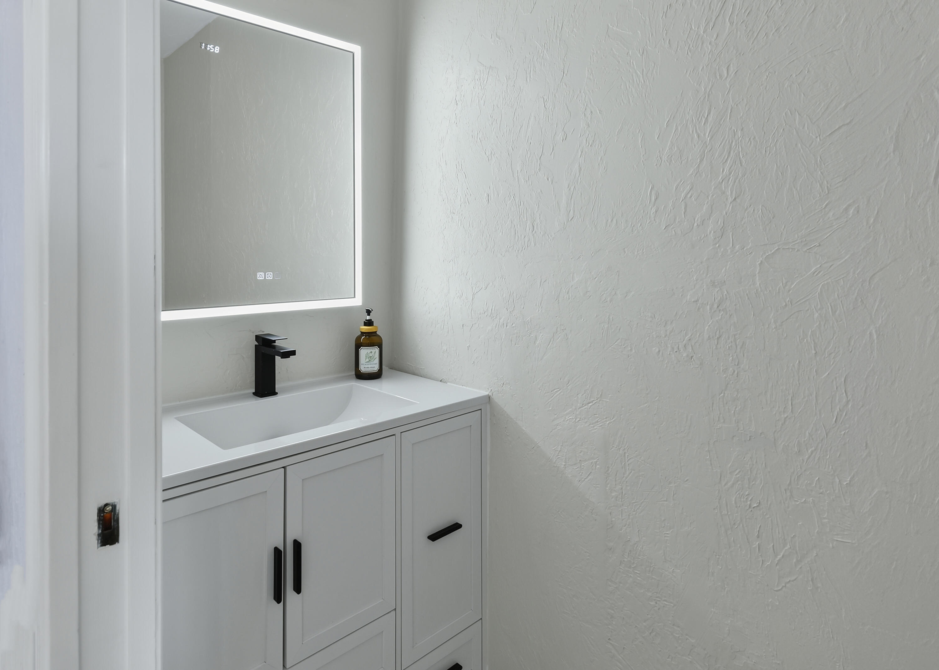 348 Eagleton Golf Drive Property Photo 20