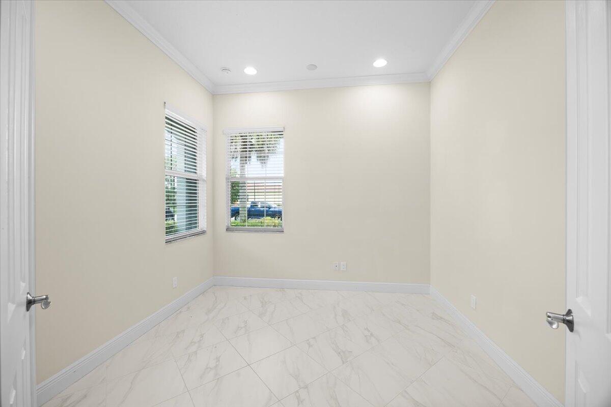 11147 Sw Visconti Way Property Photo 6