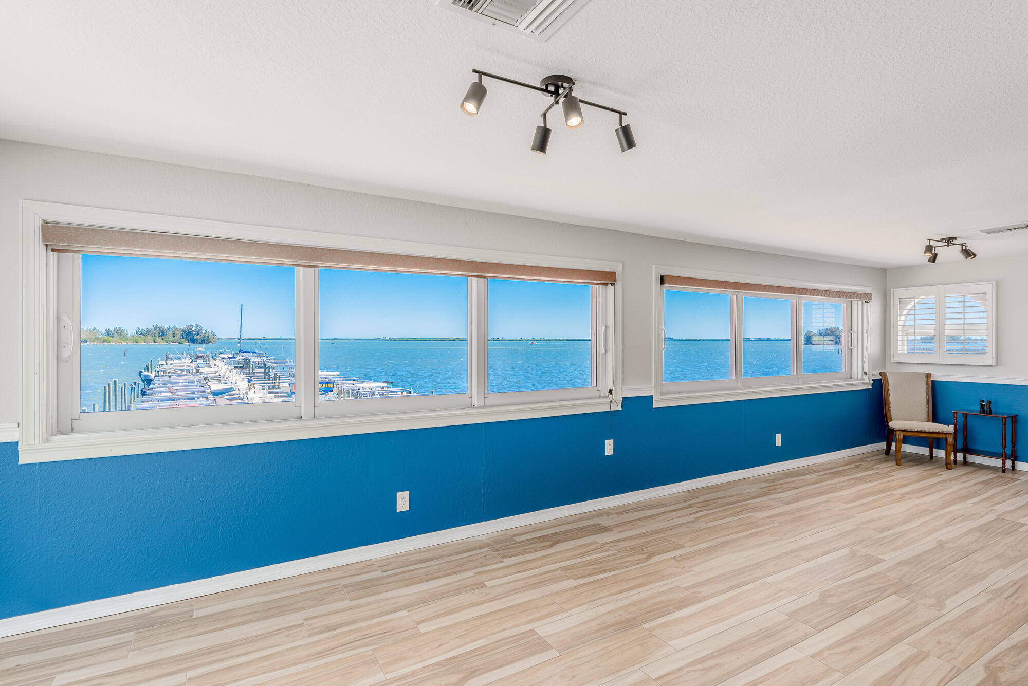806 Indian River Drive Property Photo 46