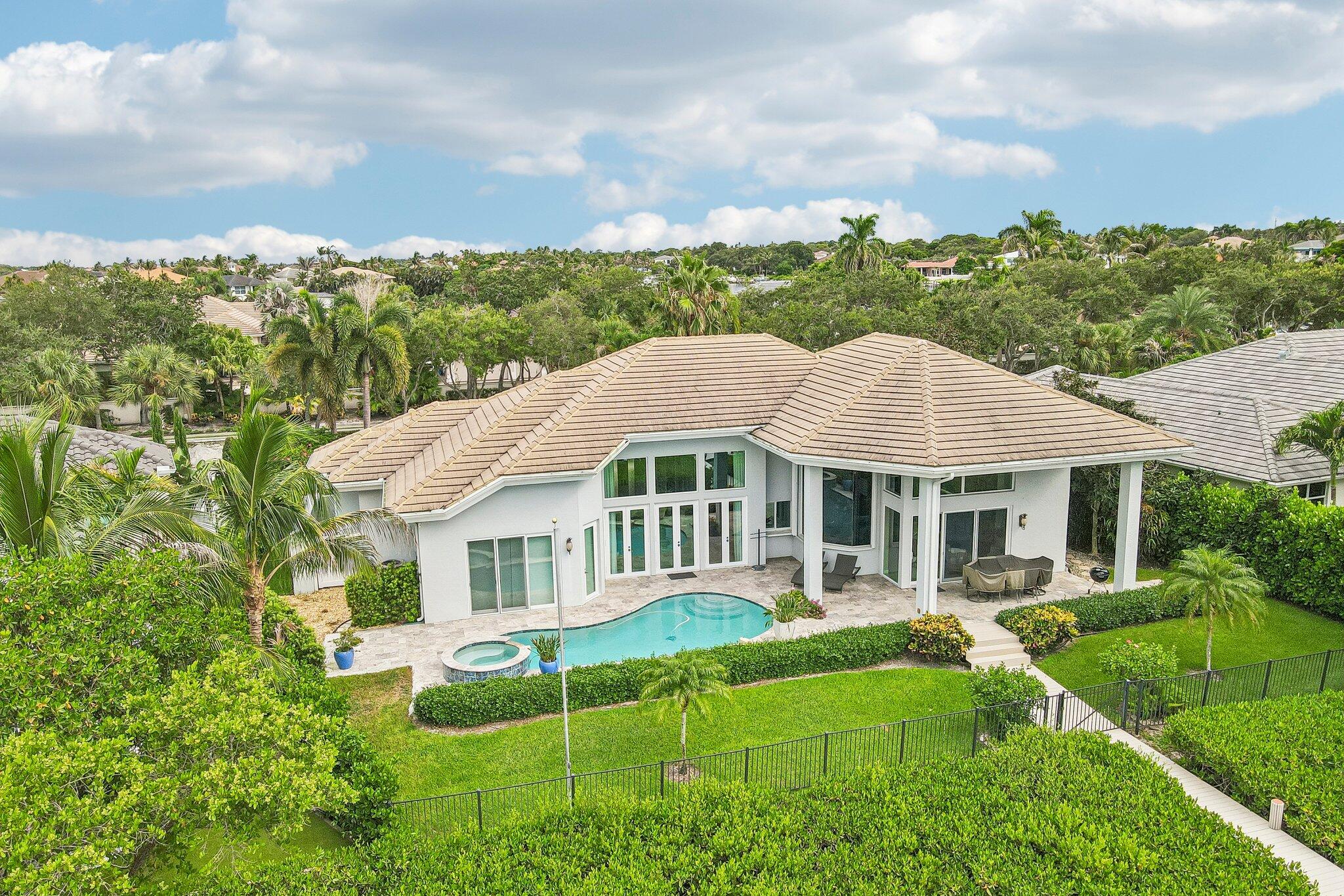 8651 Se Somerset Island Way Property Photo 42