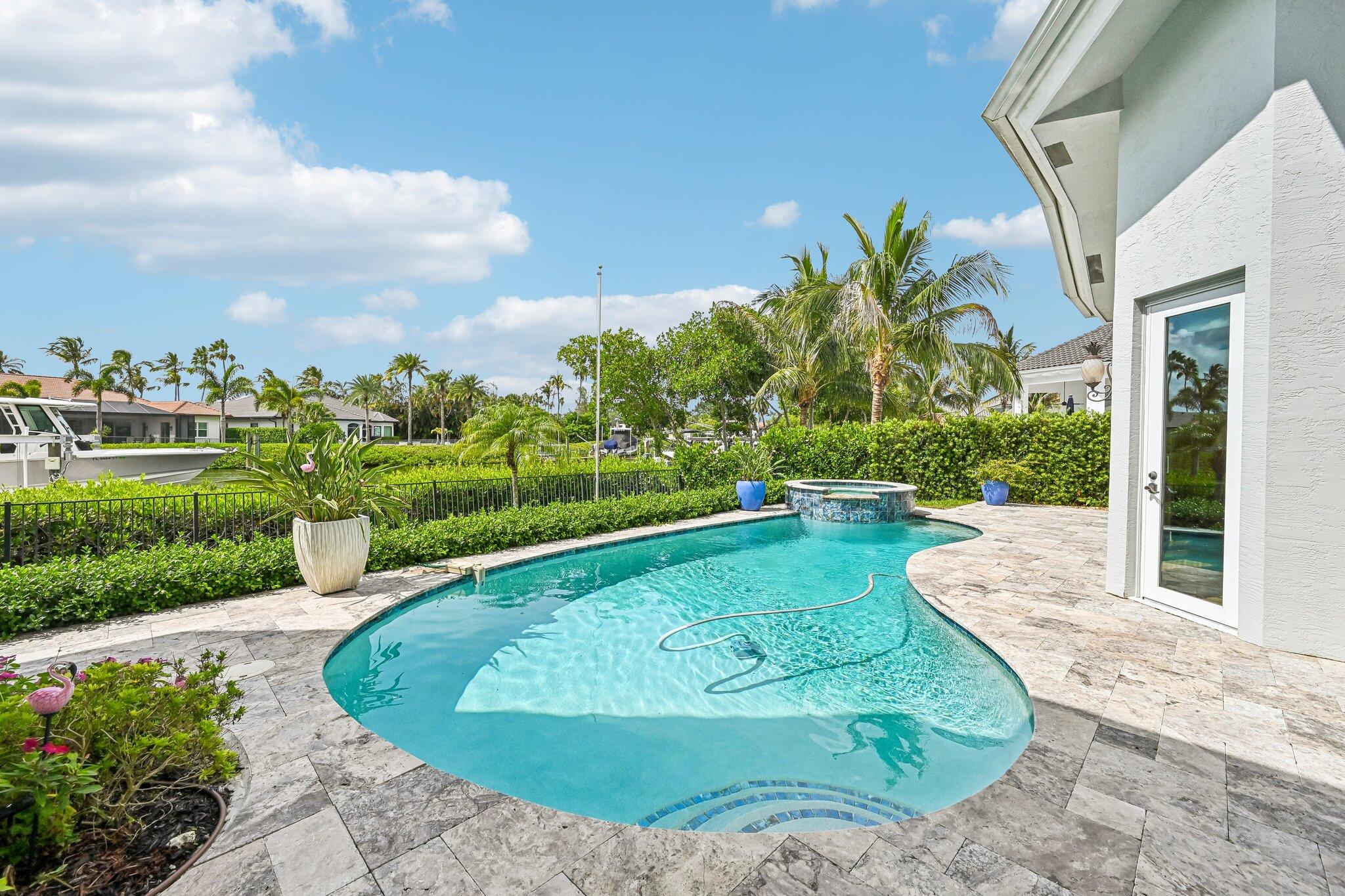 8651 Se Somerset Island Way Property Photo 46