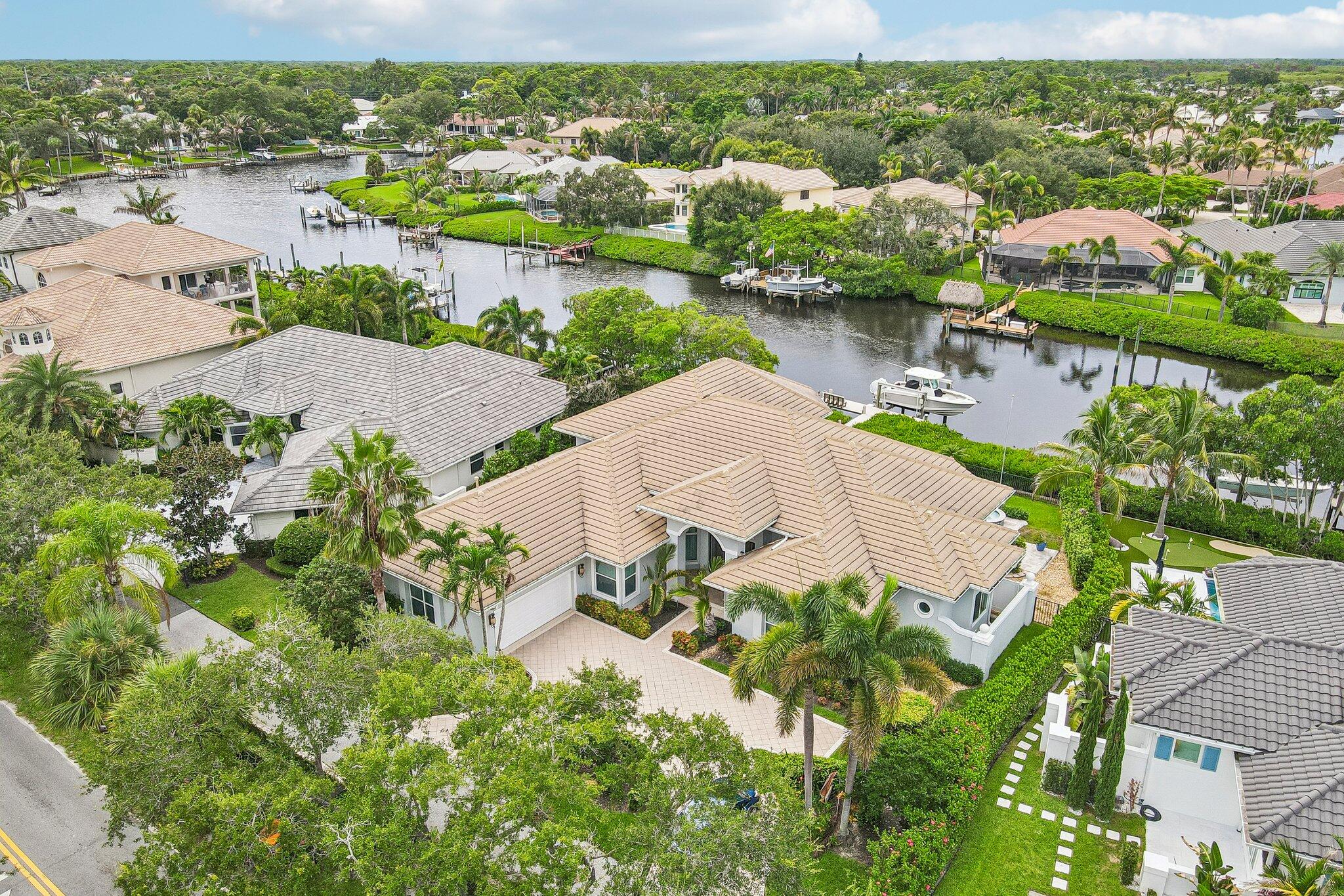 8651 Se Somerset Island Way Property Photo 49