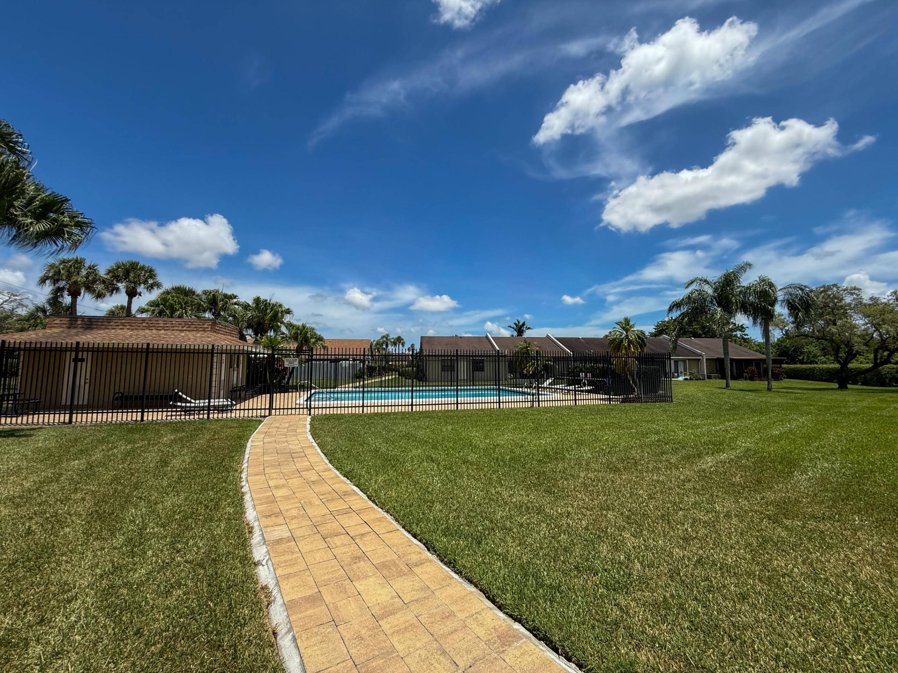 10295 Boca Bend W L2 Property Photo 15