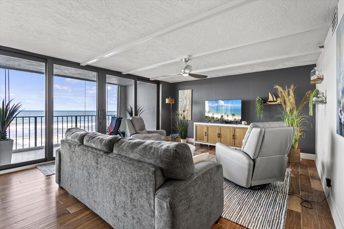 8750 S Ocean Drive 334 Property Photo 14