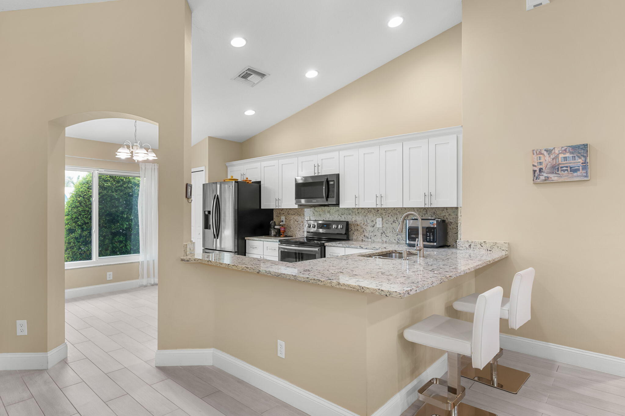 5861 Nw Cullom Circle Property Photo 7