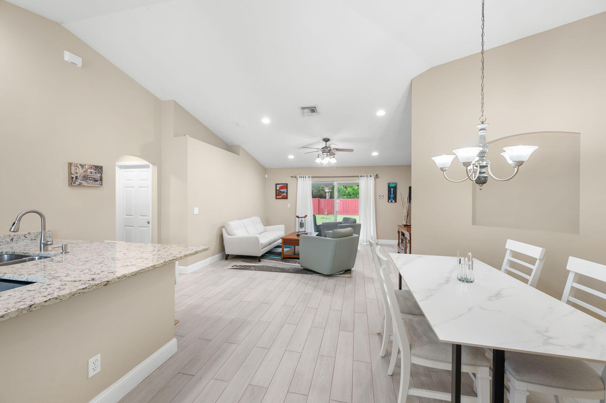 5861 Nw Cullom Circle Property Photo 11