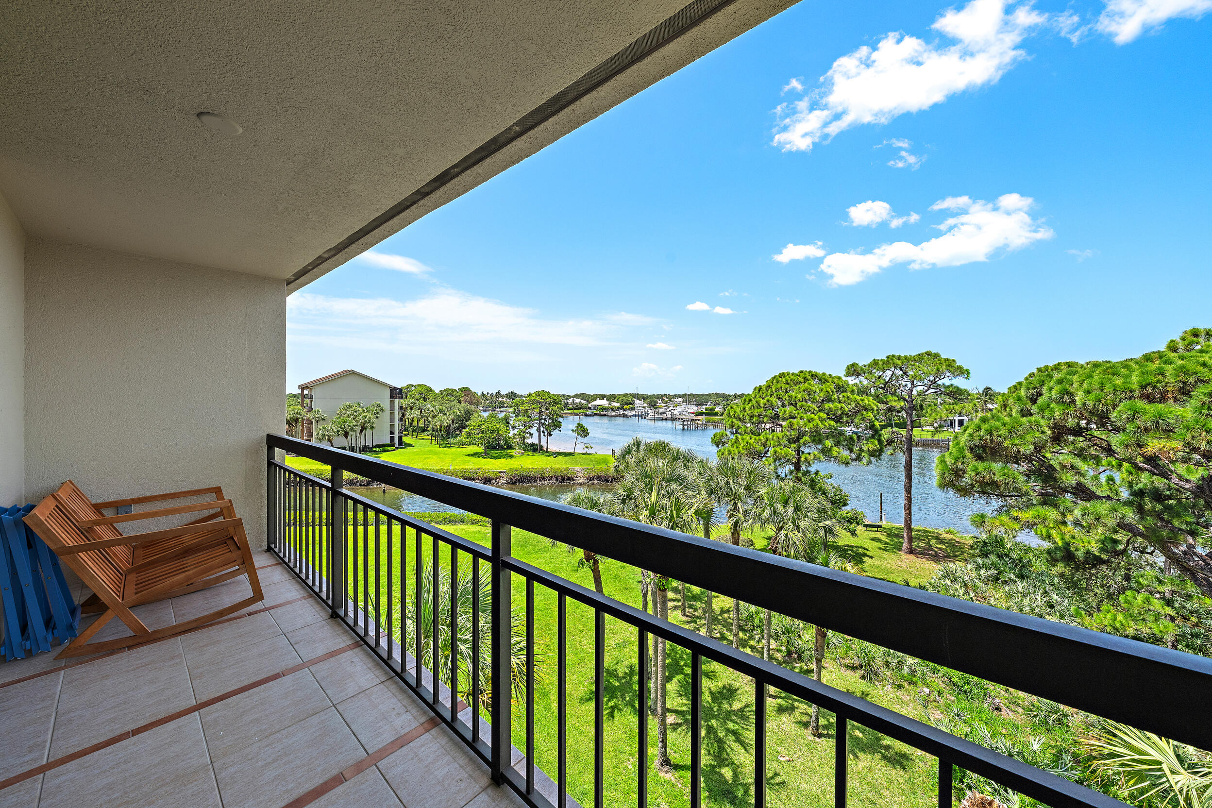2201 Marina Isle Way 506 Property Photo 16