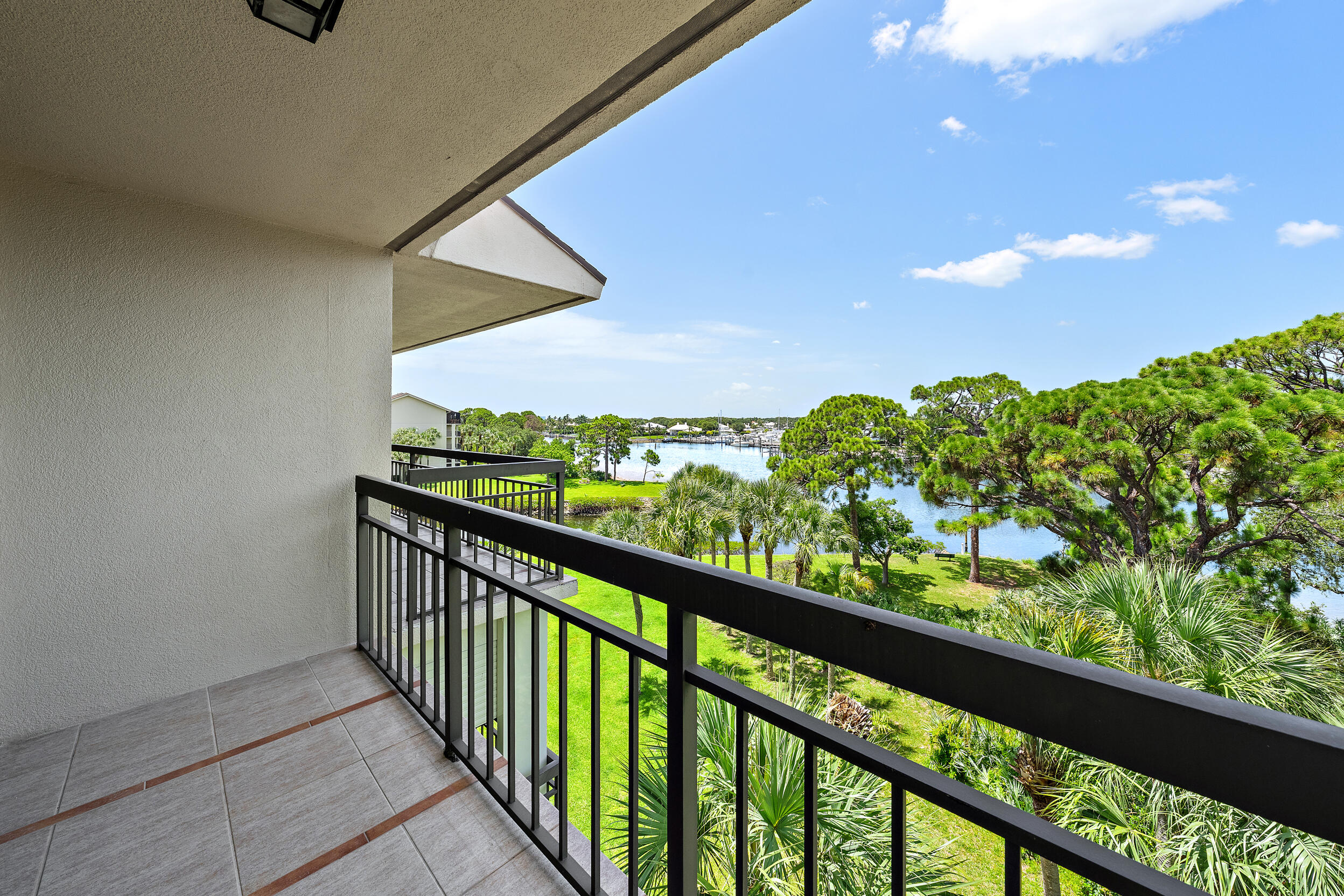 2201 Marina Isle Way 506 Property Photo 20