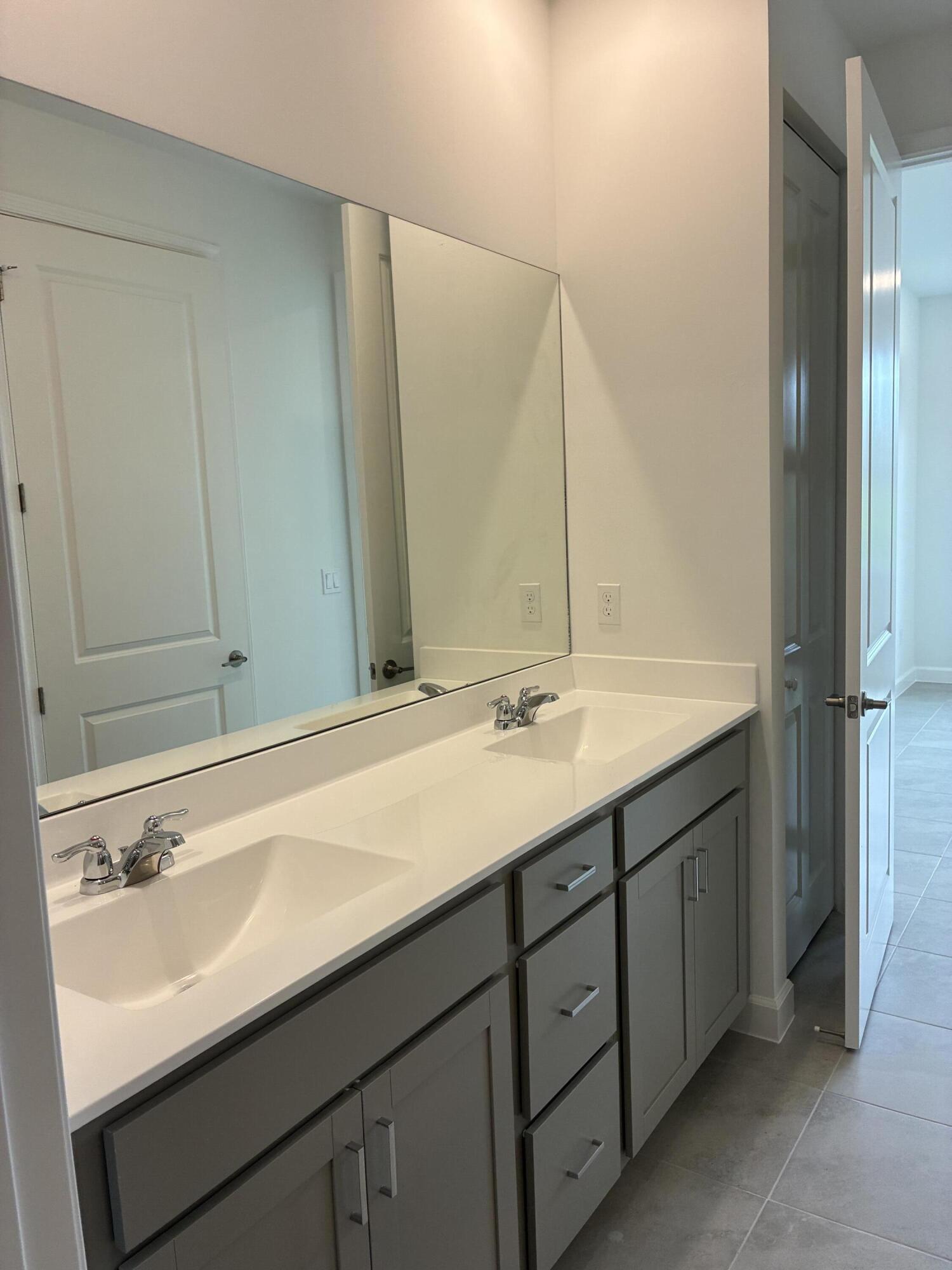 13712 Jubilee Property Photo 19