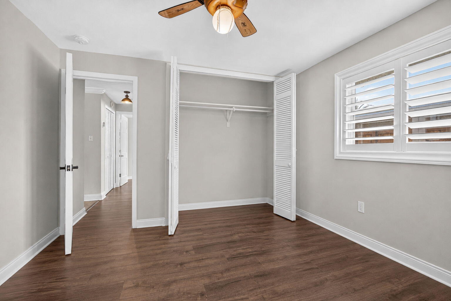 3854 Buttercup Circle S Property Photo 16