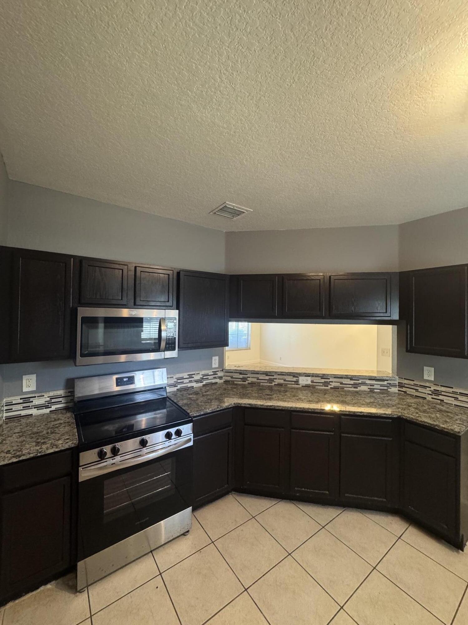 1161 Colonial Palms Way Property Photo 1