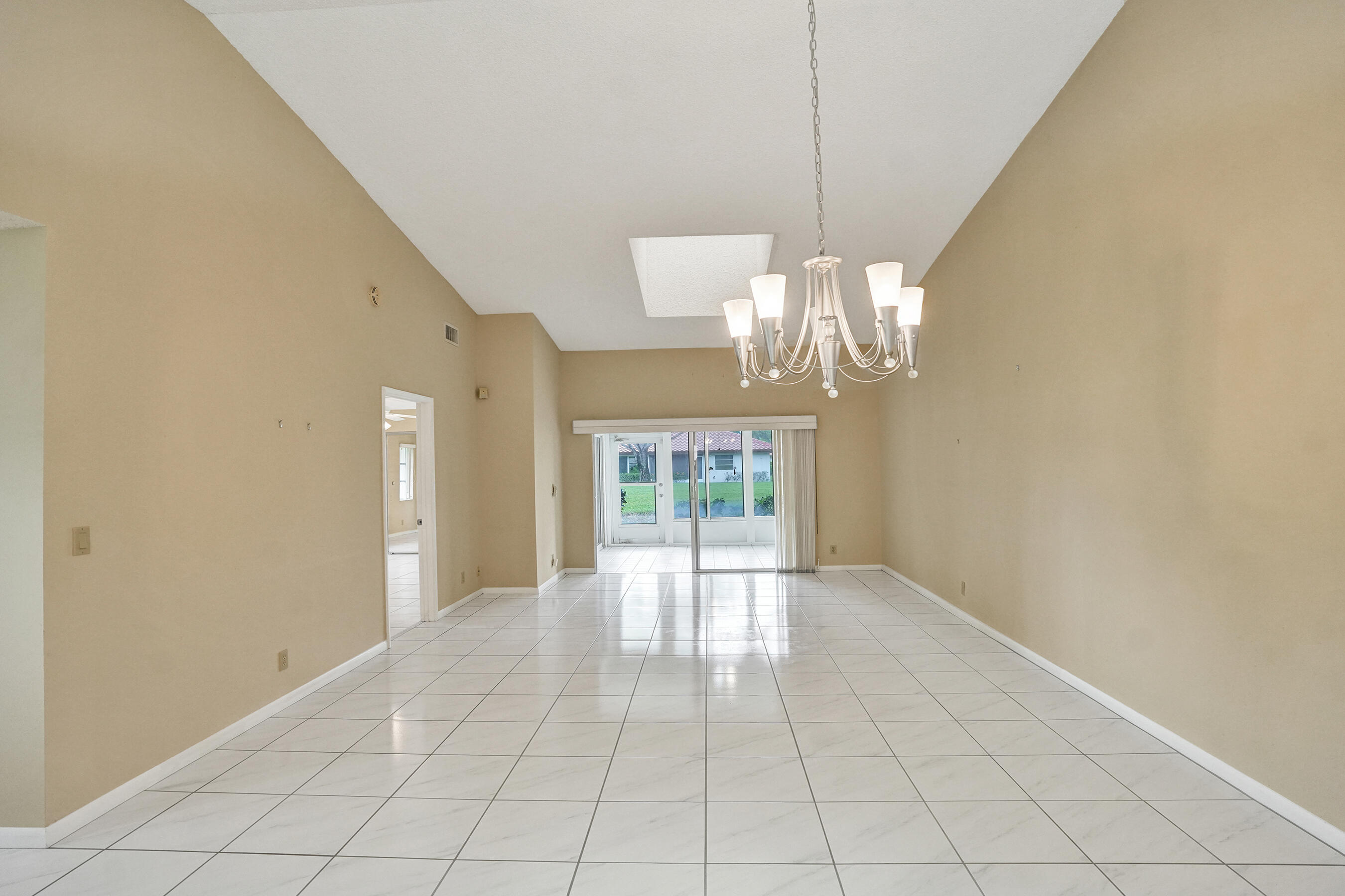 6394 Pointe Pleasant Circle Property Photo 13