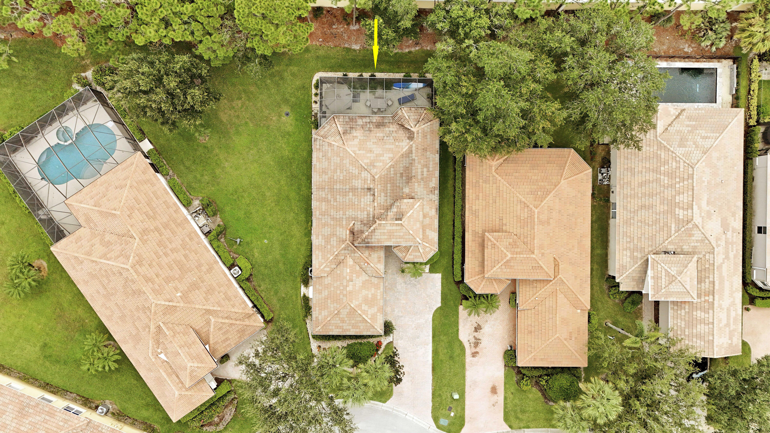 9148 Short Chip Circle Property Photo 2