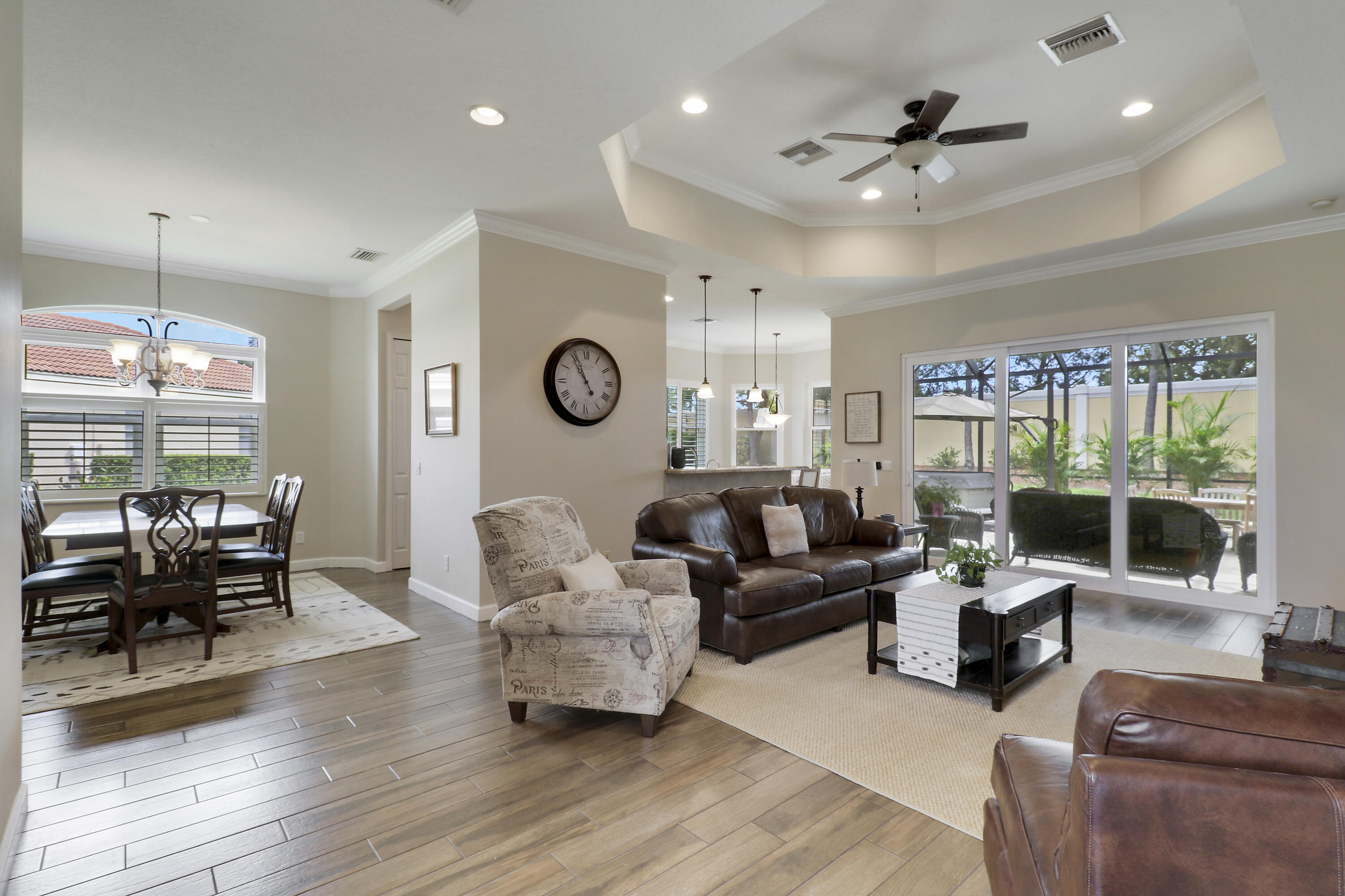 9148 Short Chip Circle Property Photo 7