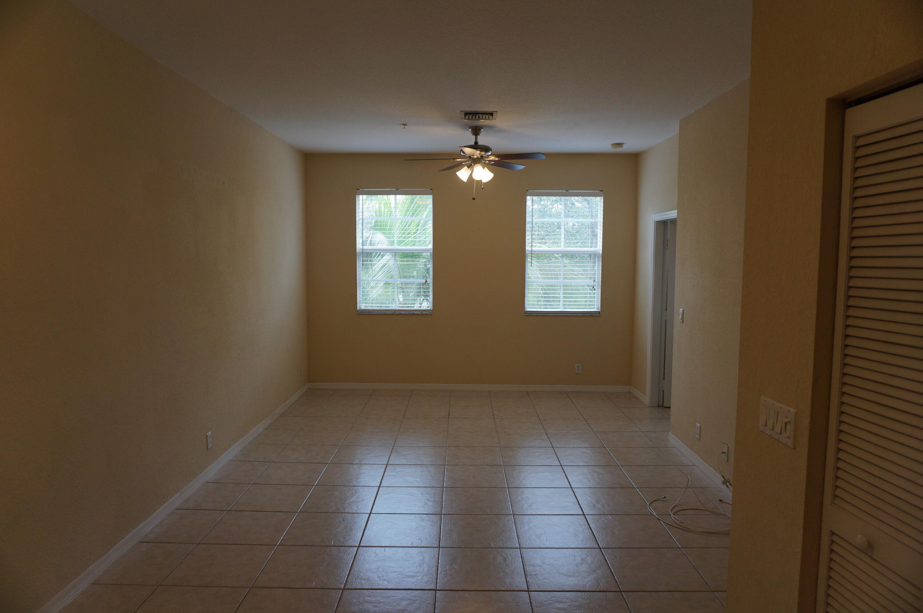 335 E Thatch Palm Circle 105 Property Photo 4