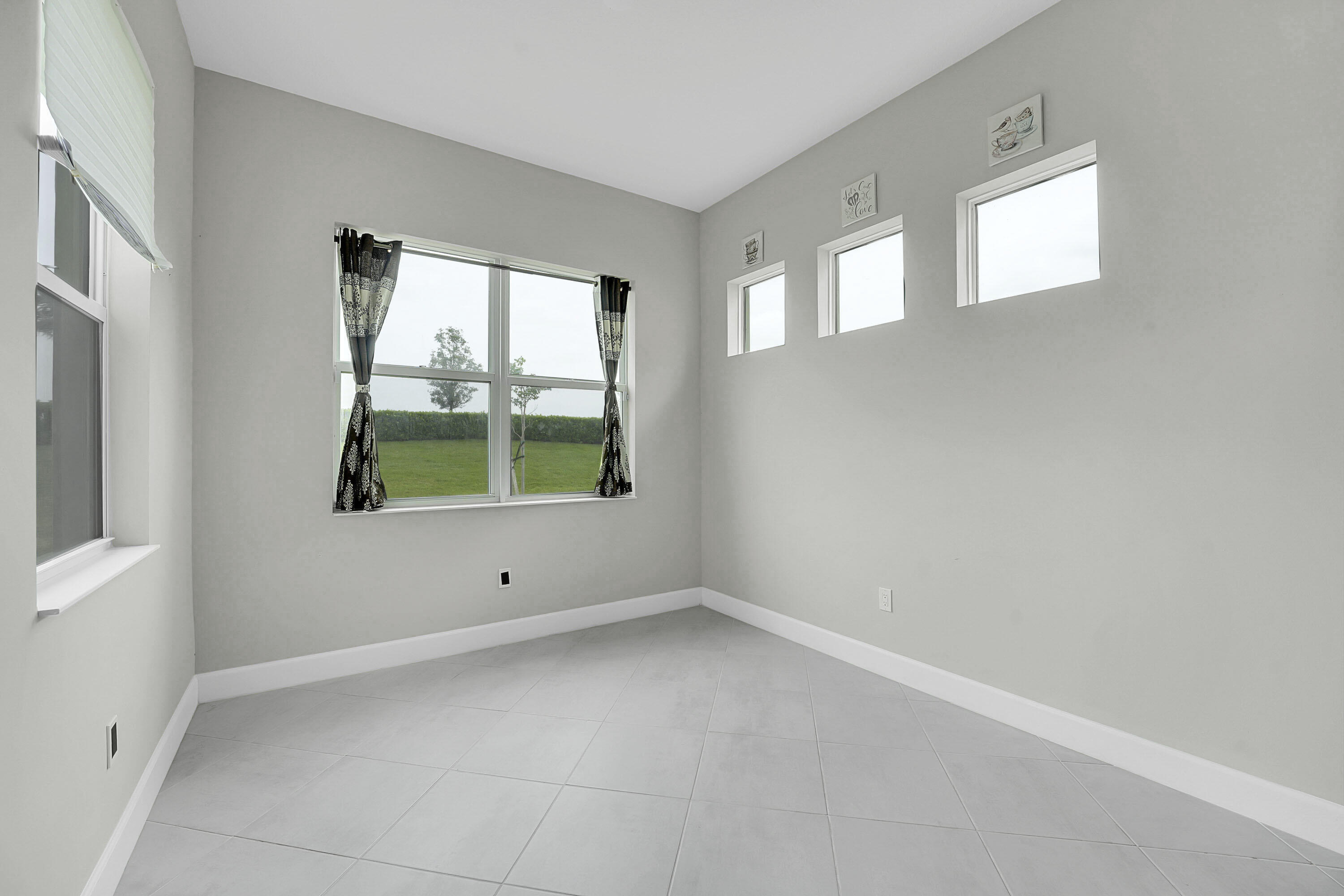 5530 Macoon Way Property Photo 10