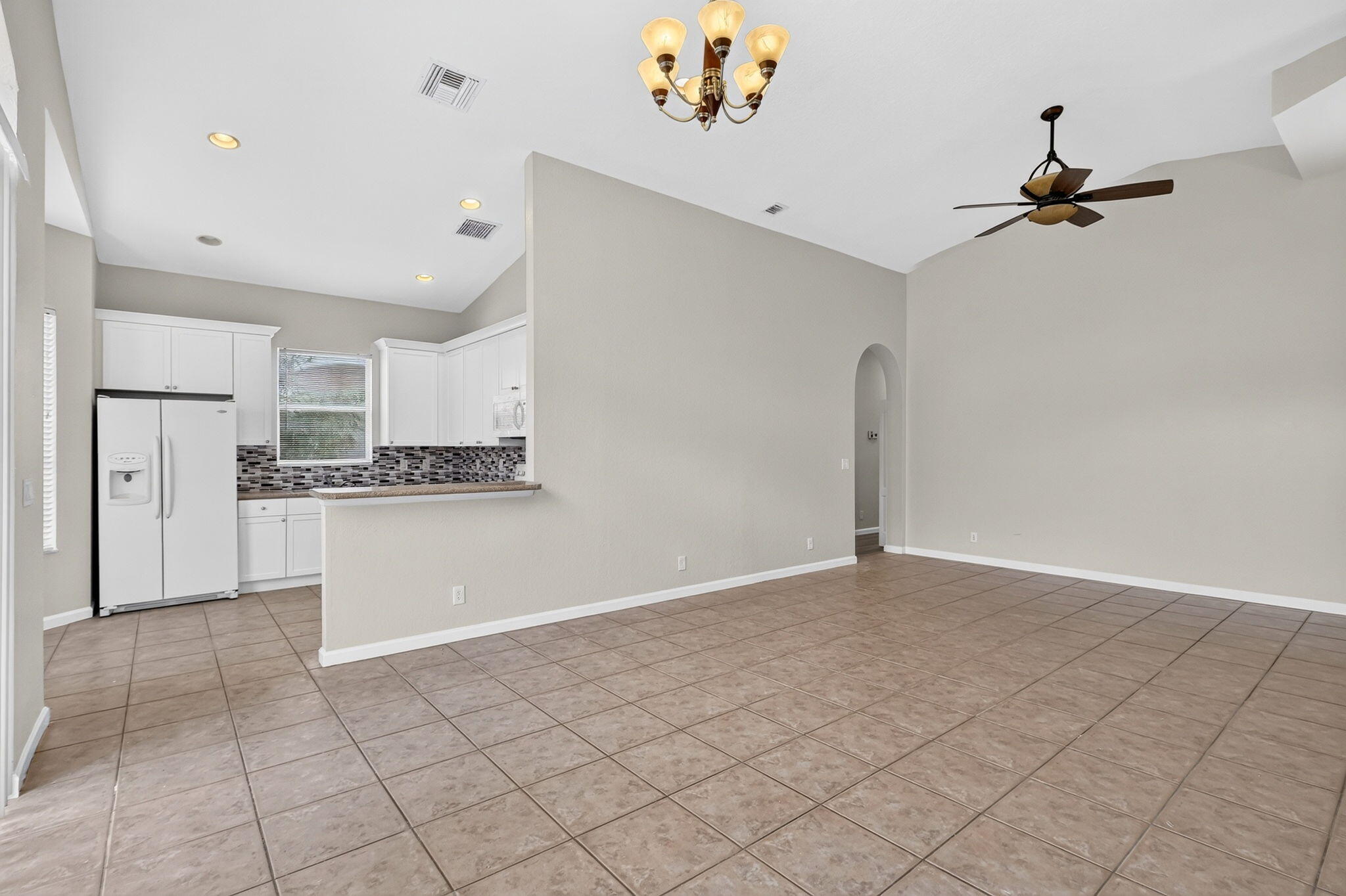 5614 Sunberry Circle Property Photo 10