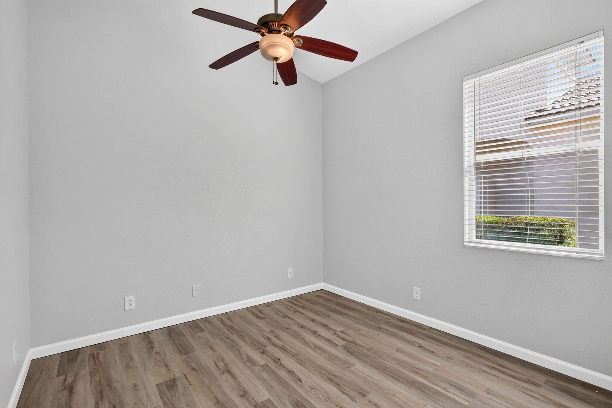 5614 Sunberry Circle Property Photo 23