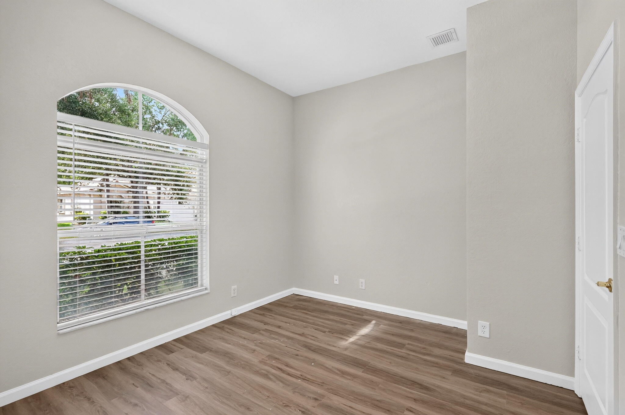 5614 Sunberry Circle Property Photo 26