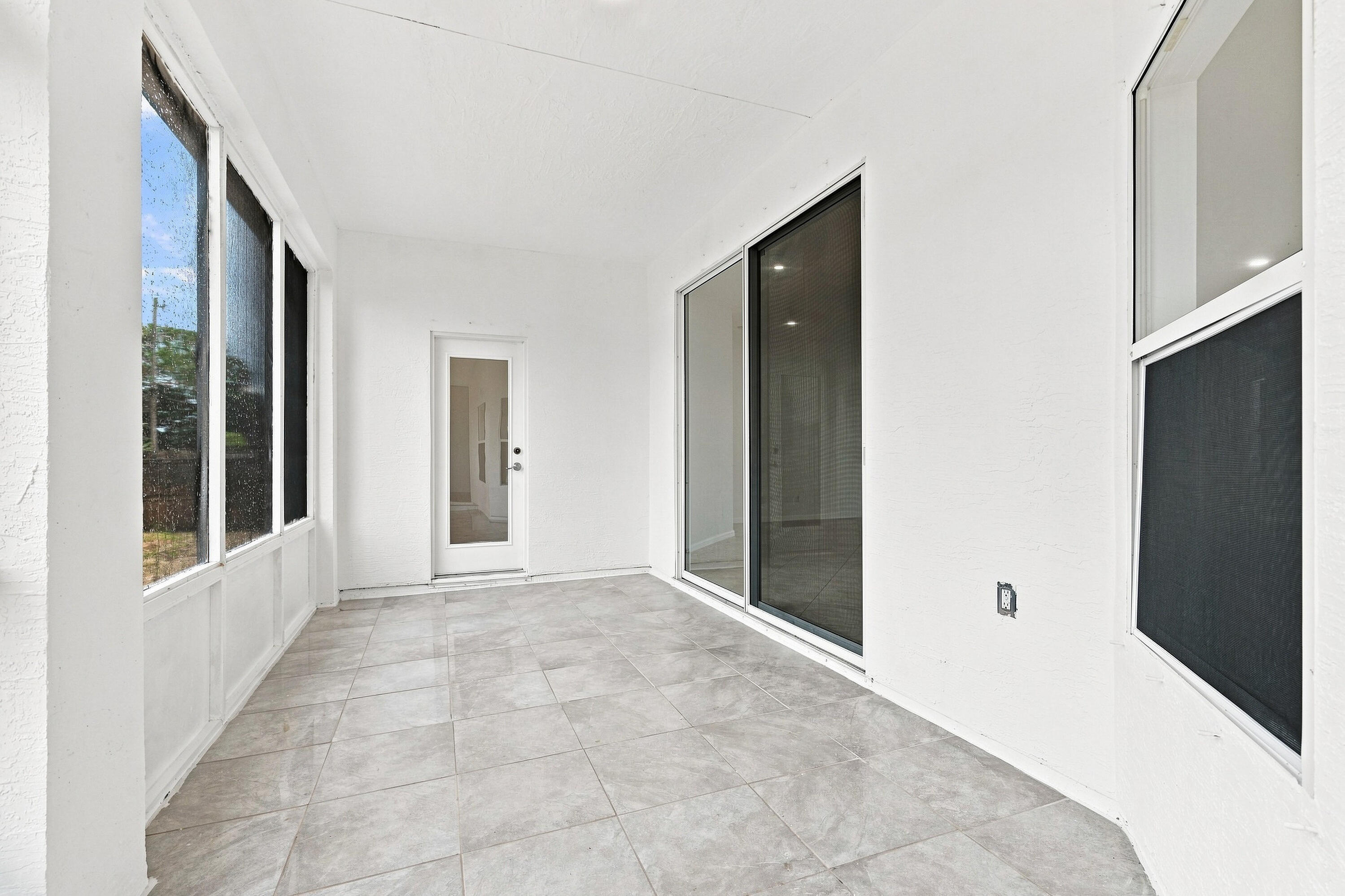1787 Sw Cameo Boulevard Property Photo 18