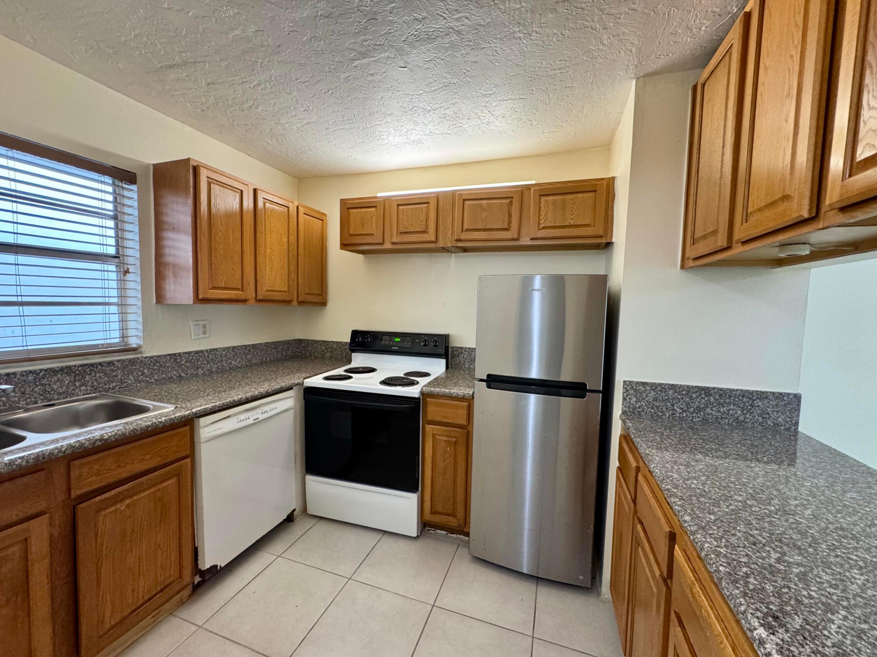 6507 Winfield Boulevard 130-c Property Photo 2