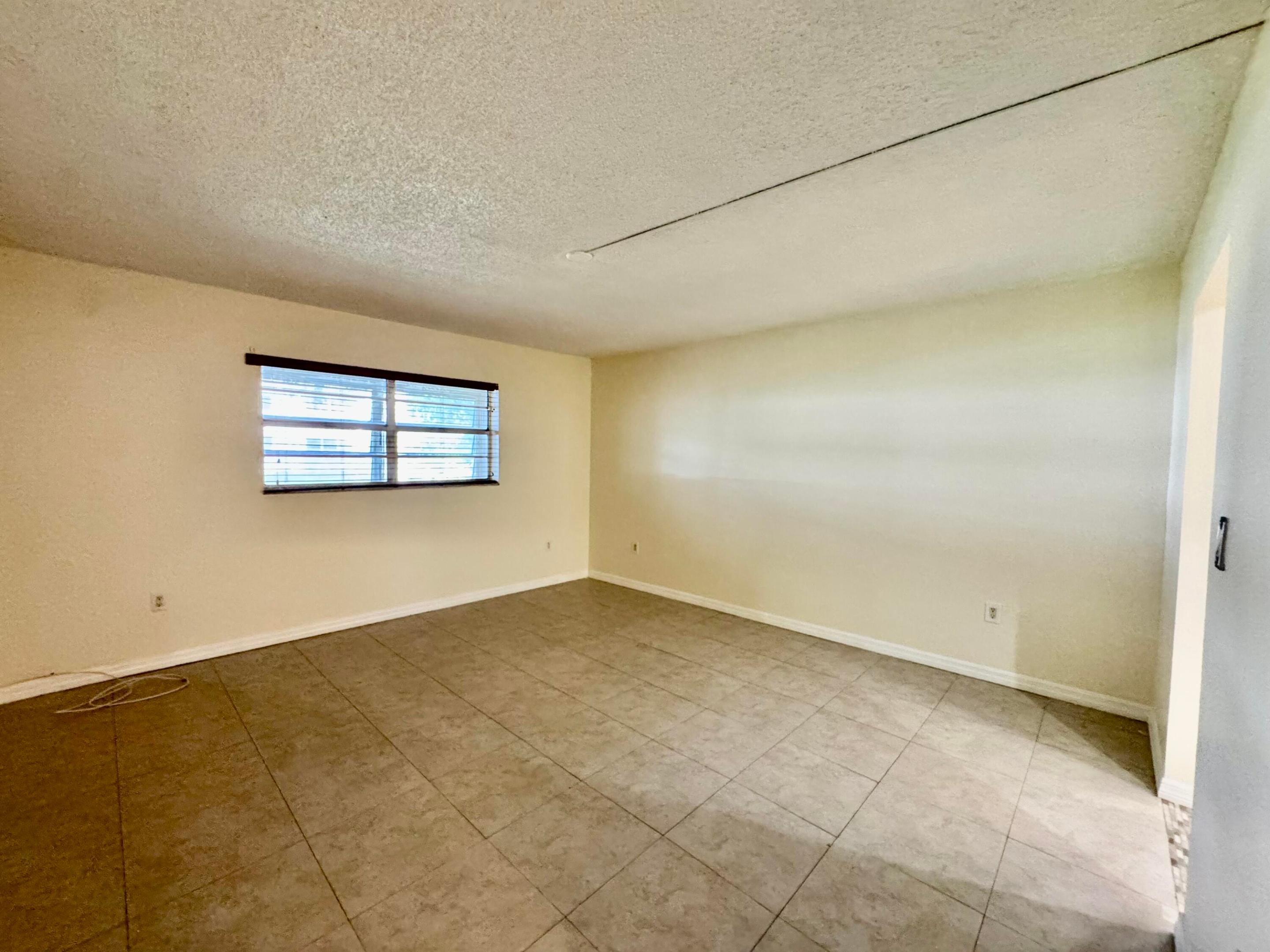 6507 Winfield Boulevard 130-c Property Photo 6